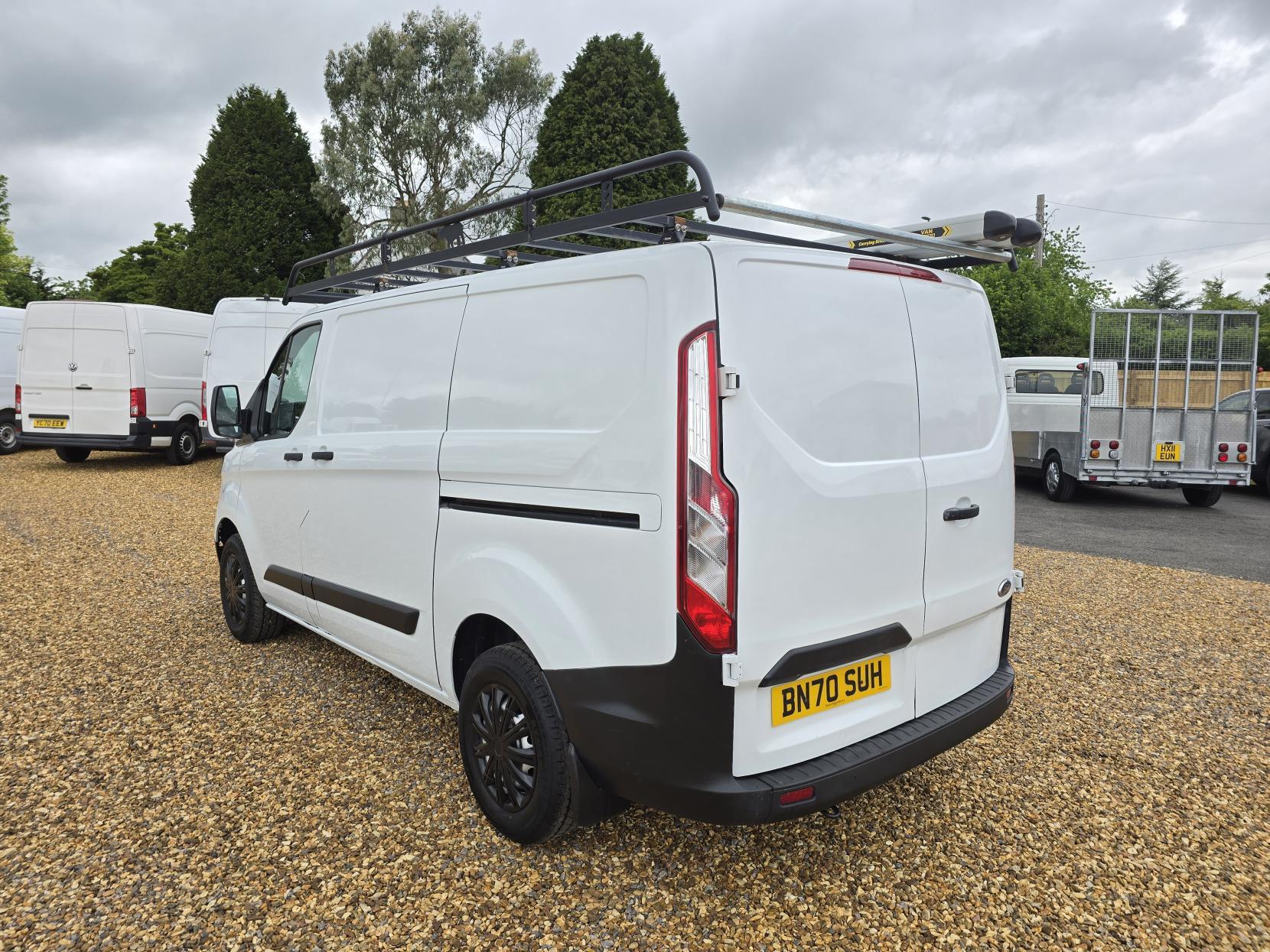 Ford Transit Custom 2.0 300 EcoBlue Leader Panel Van 5dr Diesel Manual L1 H1 Euro 6 (s/s) (105 ps)