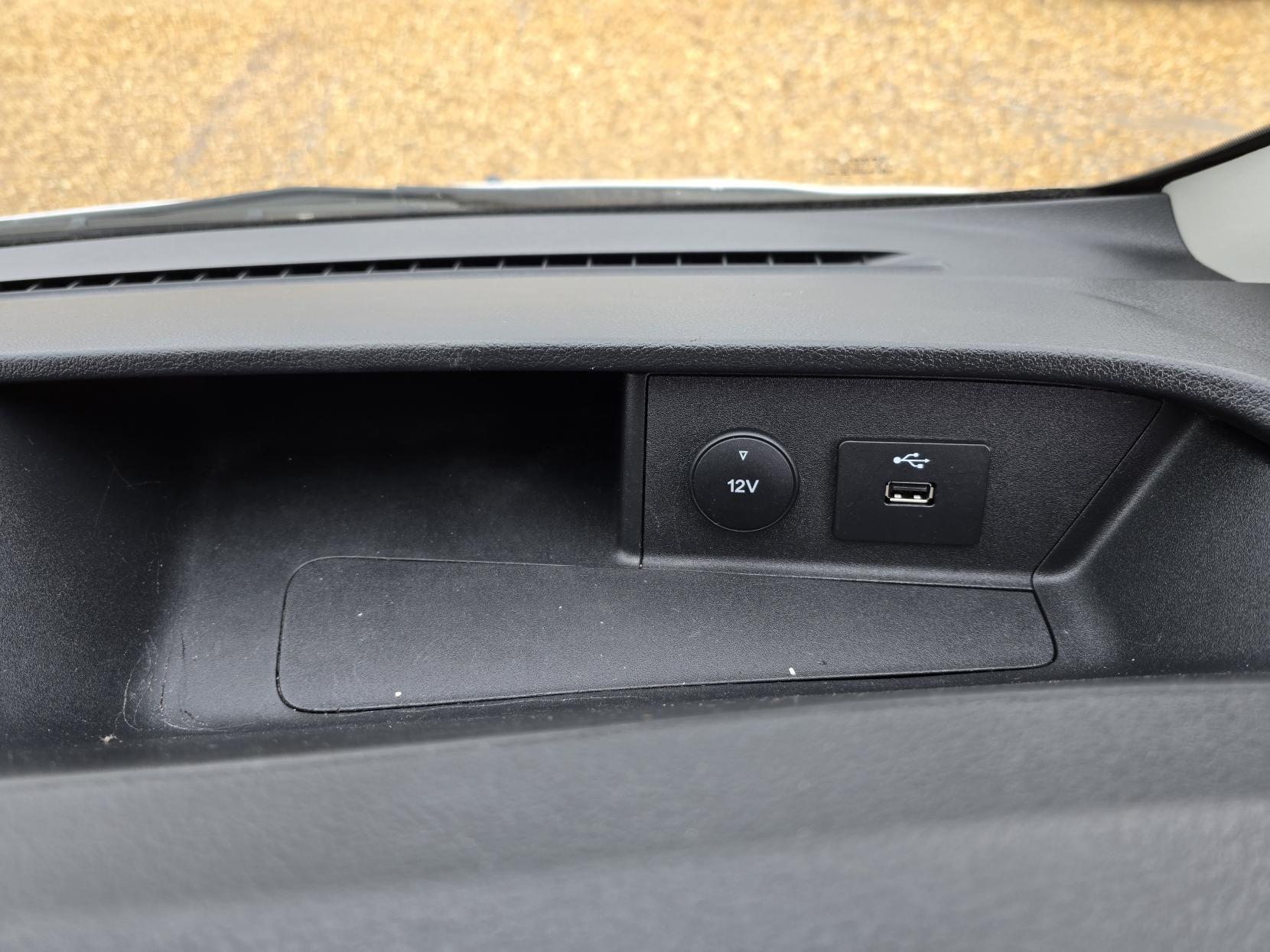 Ford Transit Custom 2.0 300 EcoBlue Leader Panel Van 5dr Diesel Manual L1 H1 Euro 6 (s/s) (105 ps)