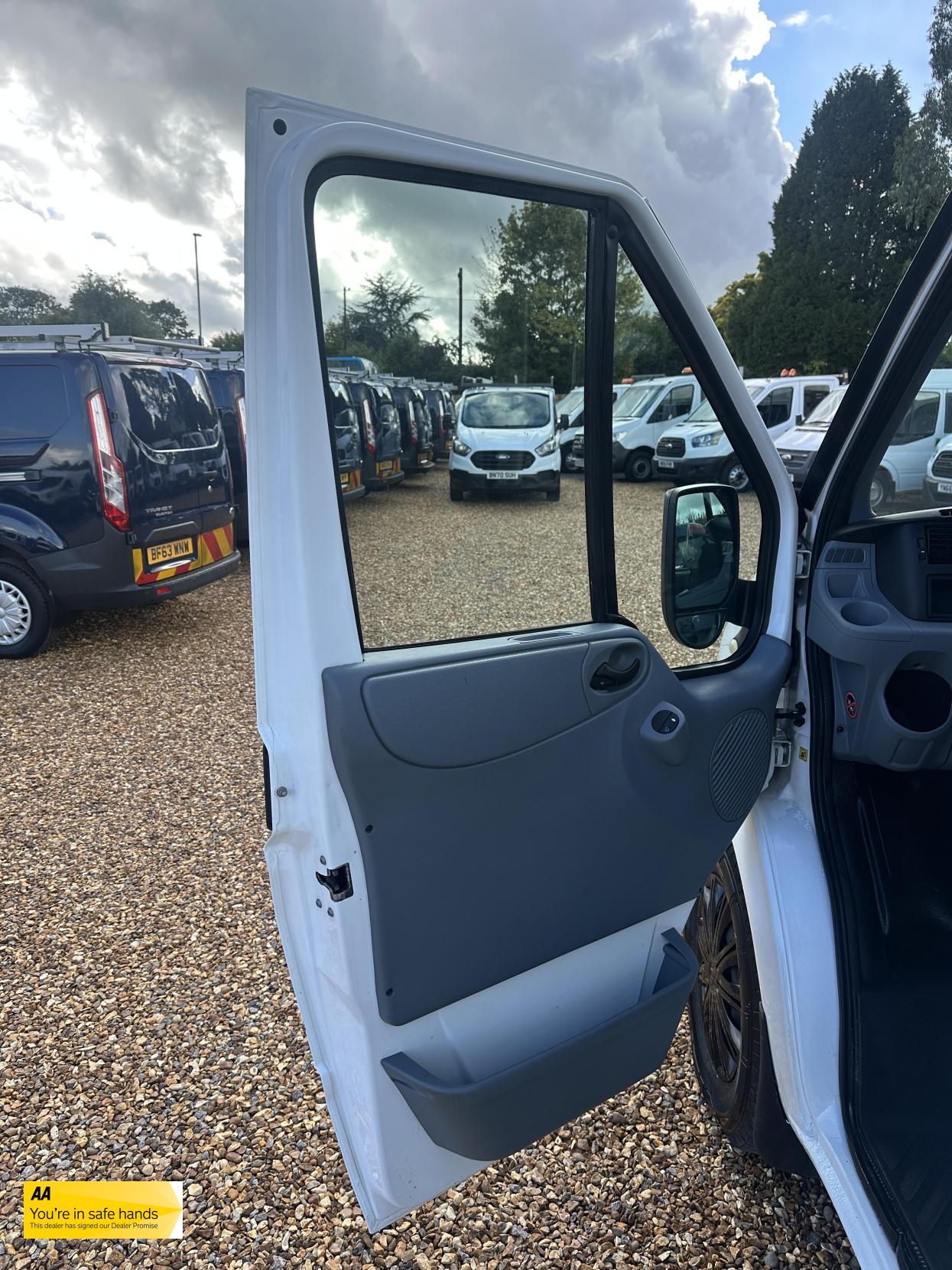 Ford Transit 2.2 TDCi 350 Panel Van 3dr Diesel Manual RWD L3 H3 (224 g/km, 98 bhp)