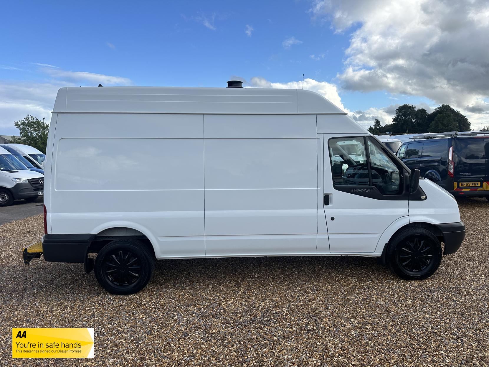 Ford Transit 2.2 TDCi 350 Panel Van 3dr Diesel Manual RWD L3 H3 (224 g/km, 98 bhp)