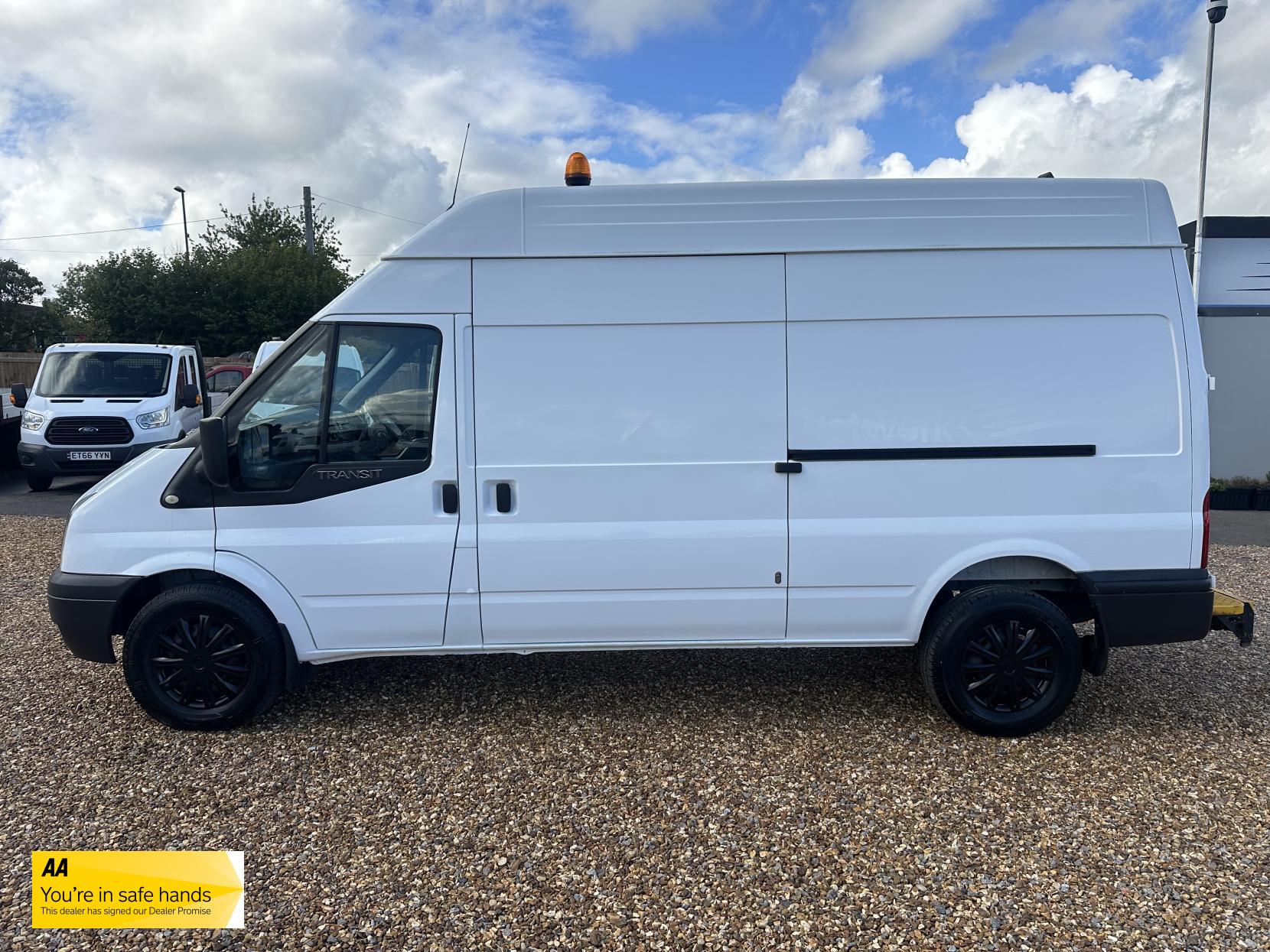 Ford Transit 2.2 TDCi 350 Panel Van 3dr Diesel Manual RWD L3 H3 (224 g/km, 98 bhp)