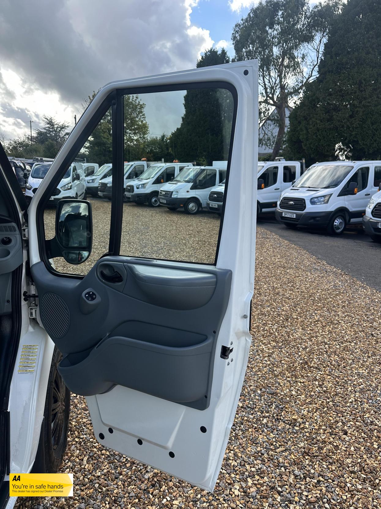 Ford Transit 2.2 TDCi 350 Panel Van 3dr Diesel Manual RWD L3 H3 (224 g/km, 98 bhp)