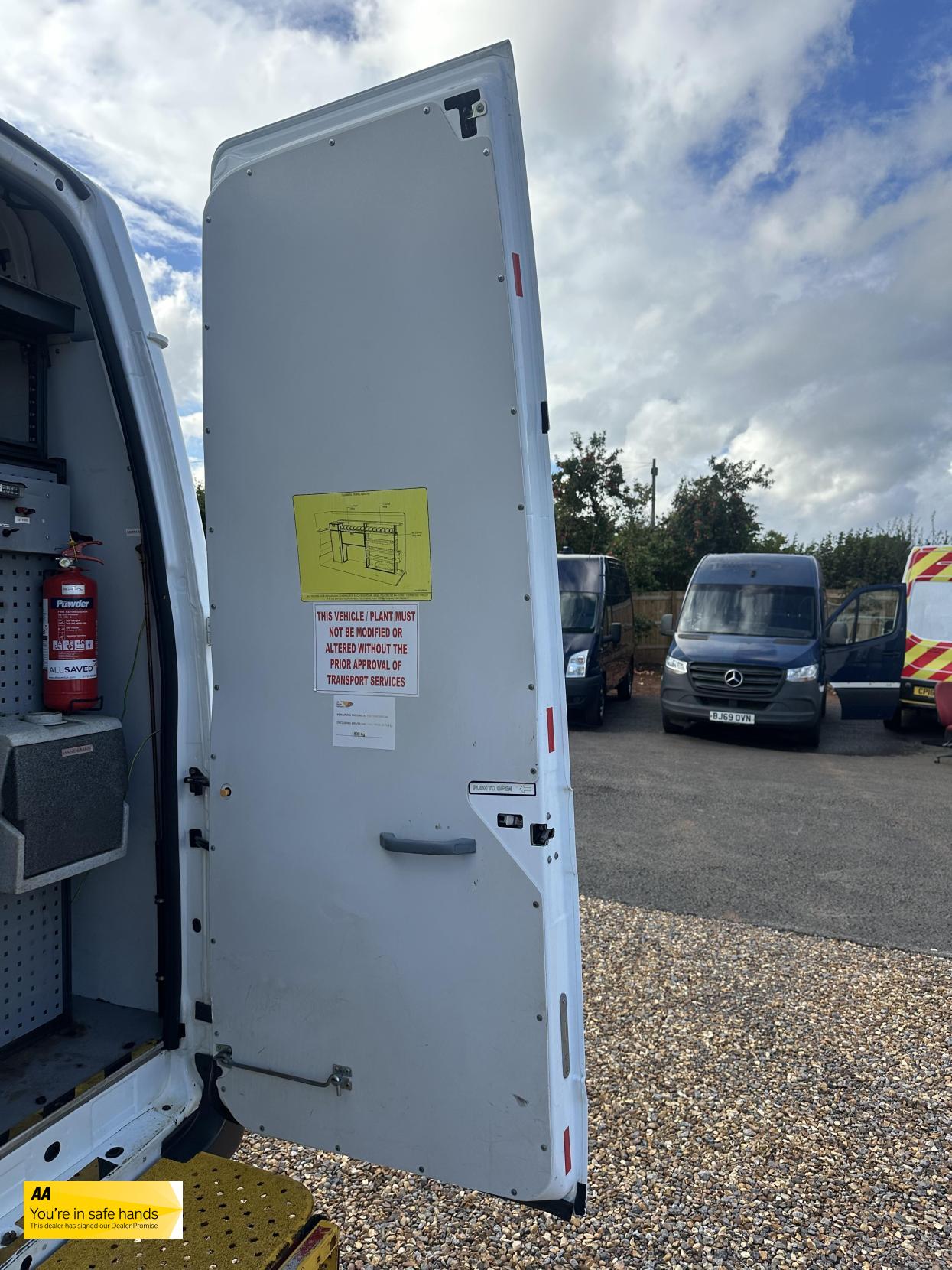 Ford Transit 2.2 TDCi 350 Panel Van 3dr Diesel Manual RWD L3 H3 (224 g/km, 98 bhp)