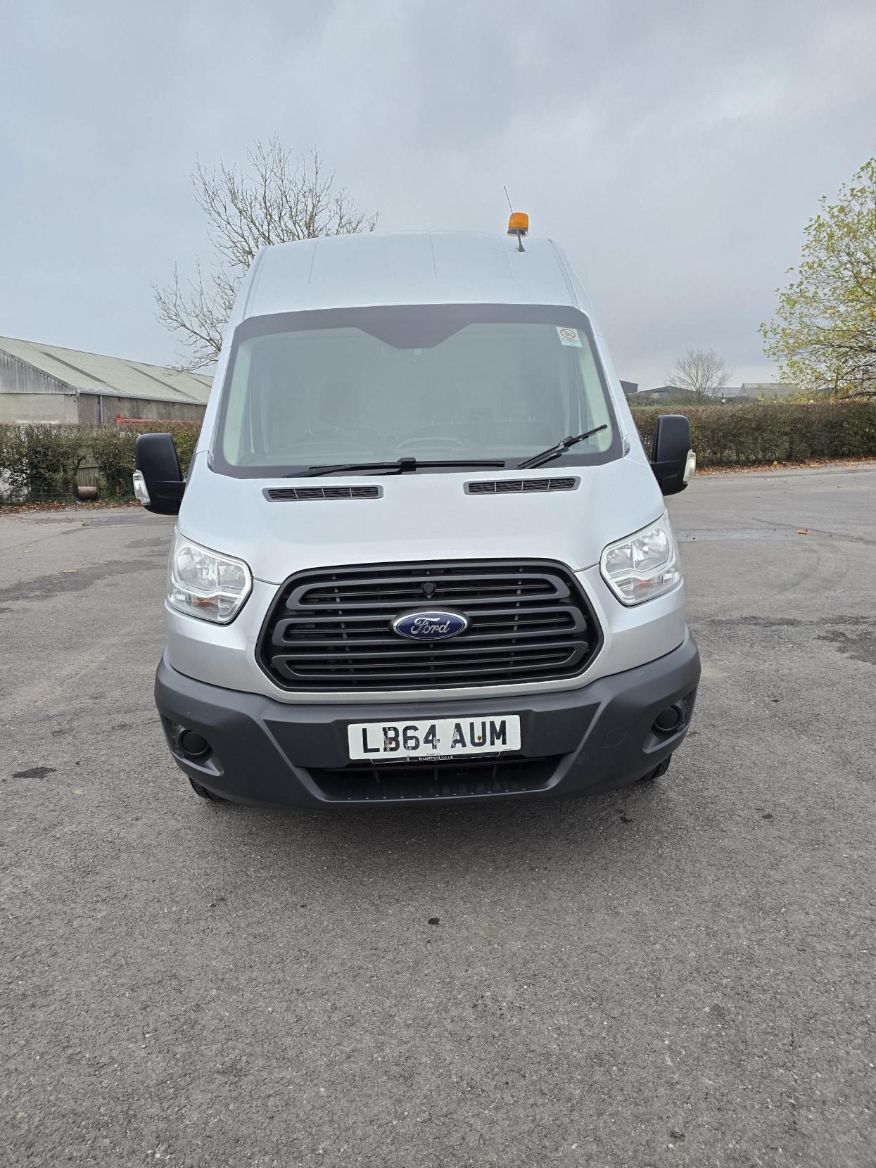 Ford Transit 2.2 TDCi 350 Panel Van 5dr Diesel Manual RWD L2 H3 Euro 5 (155 ps)