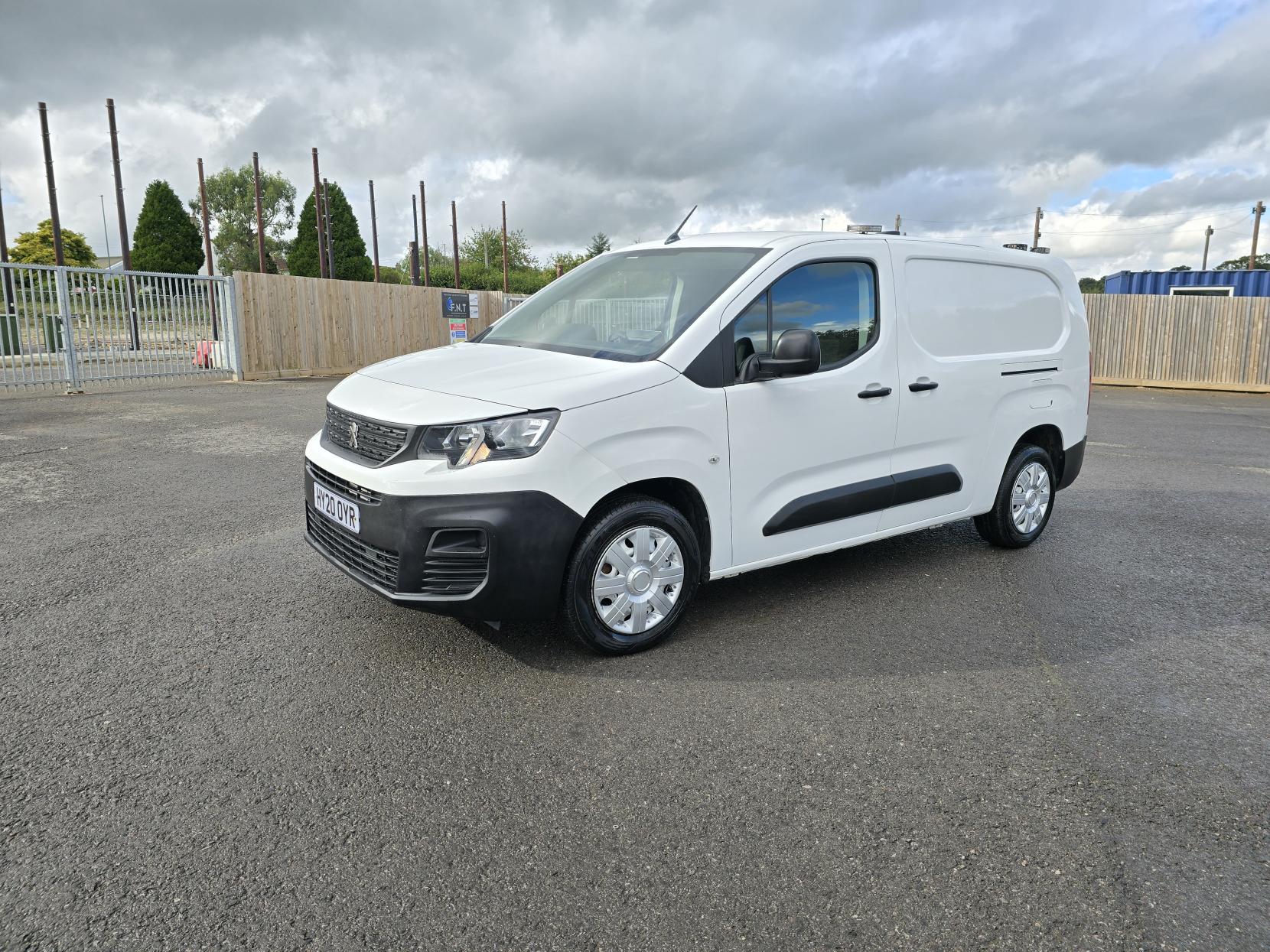 Peugeot Partner 1.5 BlueHDi 950 S Long Panel Van 6dr Diesel Manual LWB Euro 6 (s/s) (100 bhp)