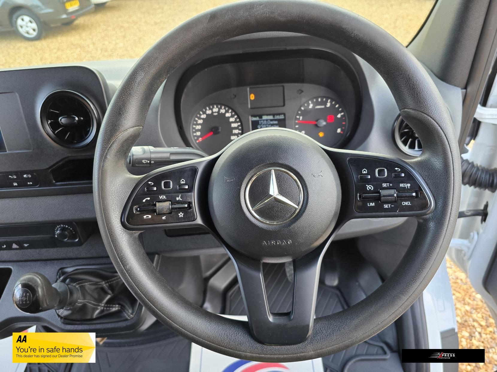 Mercedes-Benz Sprinter Sprinter 2.1 316 CDI Panel Van 5dr Diesel Manual RWD L2 H2 Euro 6 (163 ps)