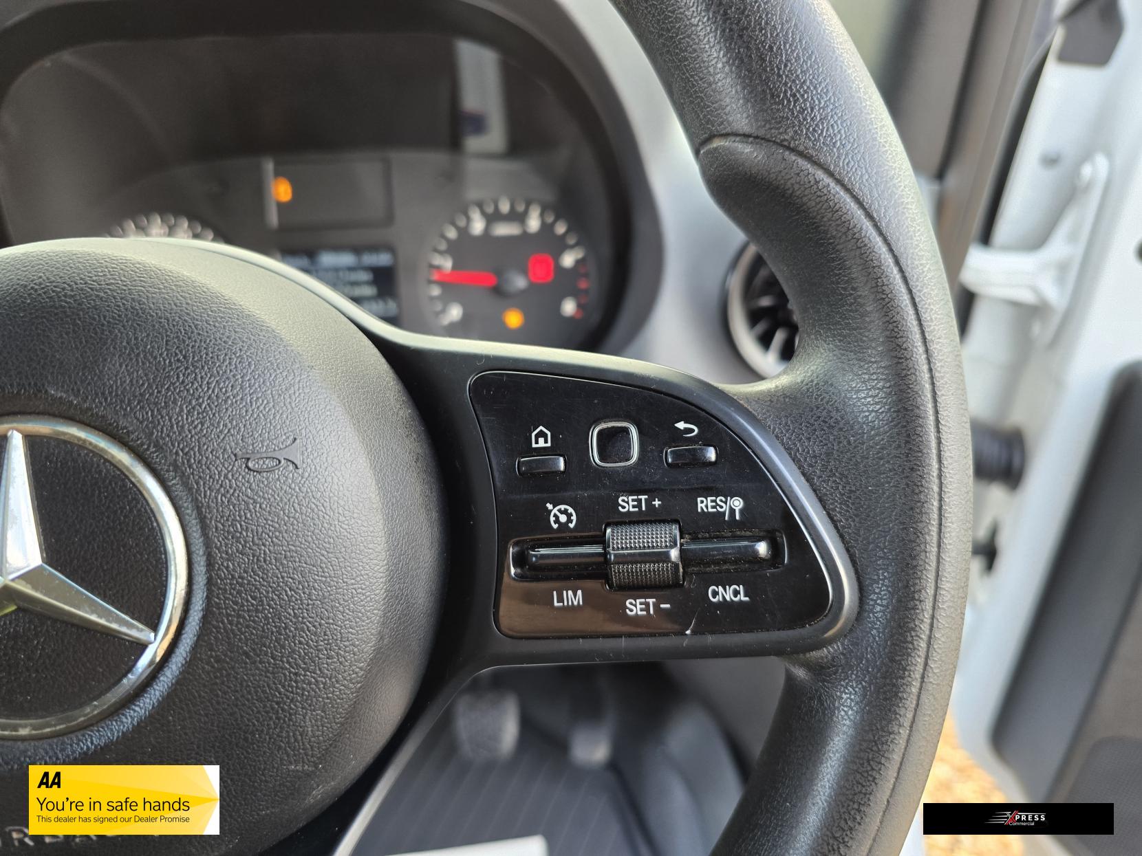 Mercedes-Benz Sprinter Sprinter 2.1 316 CDI Panel Van 5dr Diesel Manual RWD L2 H2 Euro 6 (163 ps)