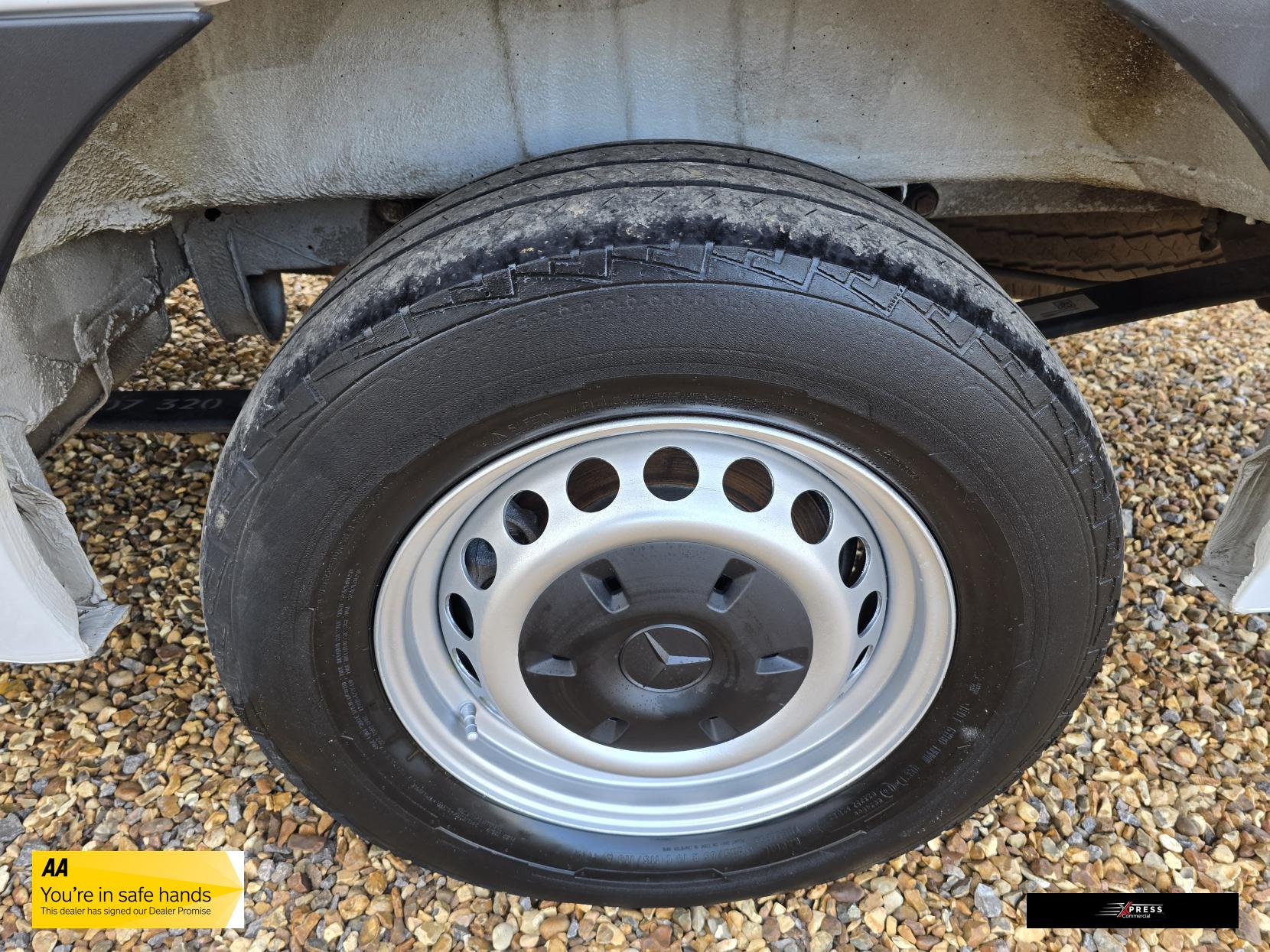 Mercedes-Benz Sprinter Sprinter 2.1 316 CDI Panel Van 5dr Diesel Manual RWD L2 H2 Euro 6 (163 ps)