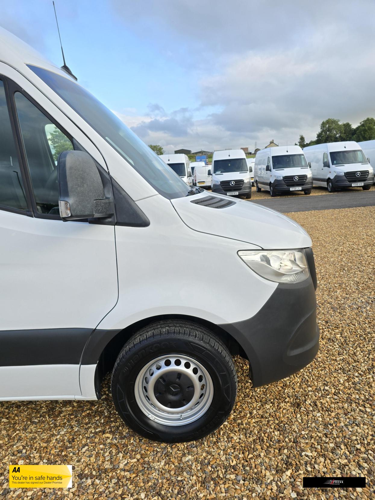 Mercedes-Benz Sprinter Sprinter 2.1 316 CDI Panel Van 5dr Diesel Manual RWD L2 H2 Euro 6 (163 ps)