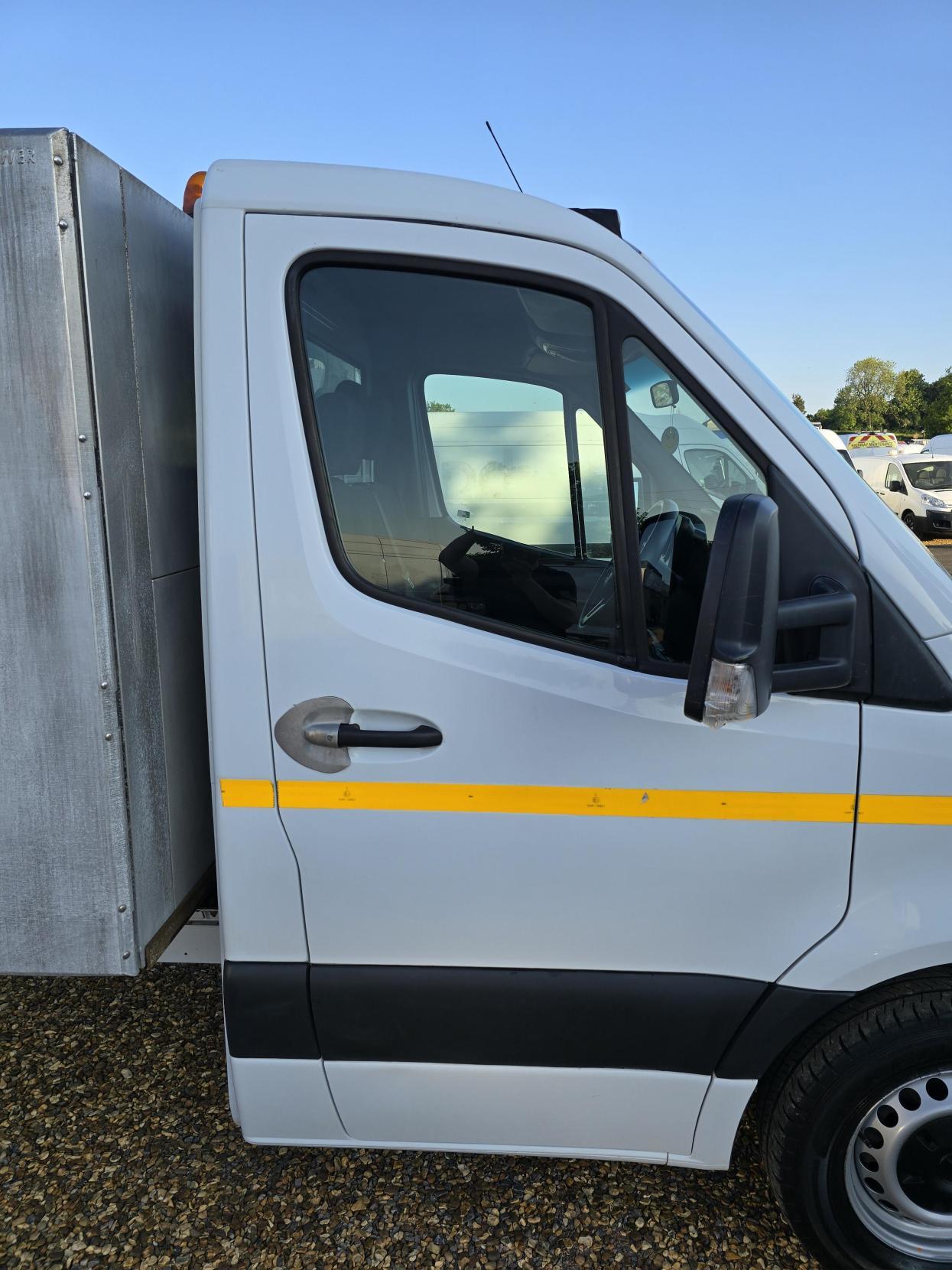 Mercedes-Benz Sprinter 2.1 316 CDI Chassis Cab 2dr Diesel Manual RWD L3 Euro 6 (163 ps)