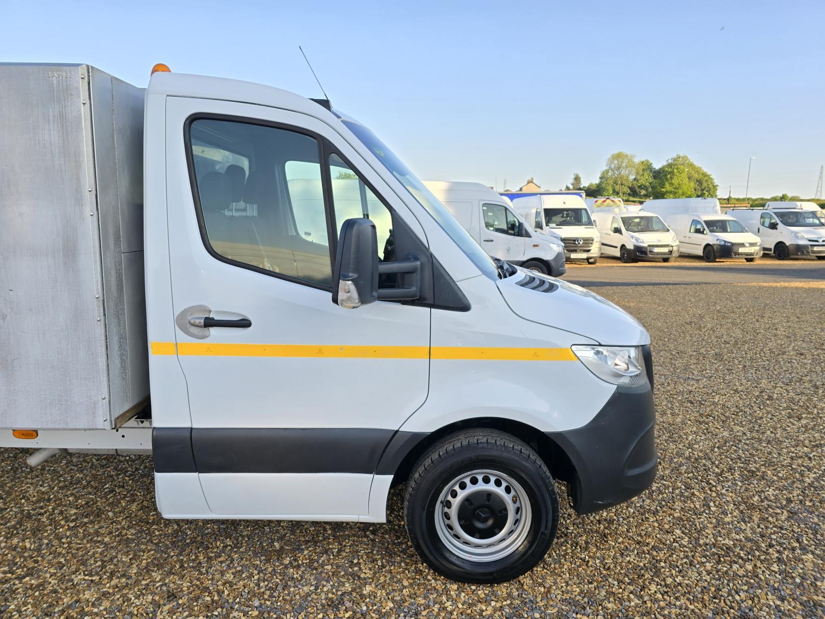 Mercedes-Benz Sprinter 2.1 316 CDI Chassis Cab 2dr Diesel Manual RWD L3 Euro 6 (163 ps)