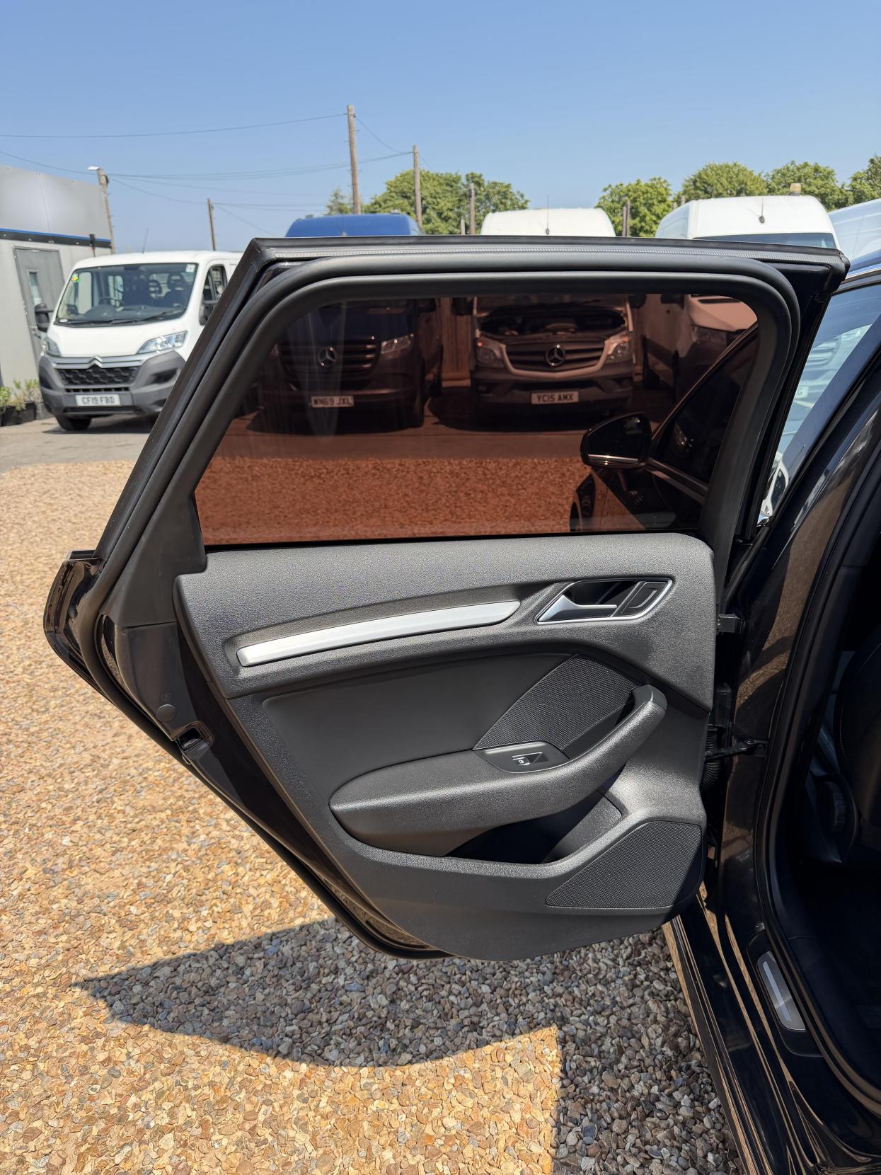 2014 Audi A3 2.0 TDI S line Sportback 5dr Diesel Manual Euro 5 (s/s) (150 ps) - Thumbnail 27