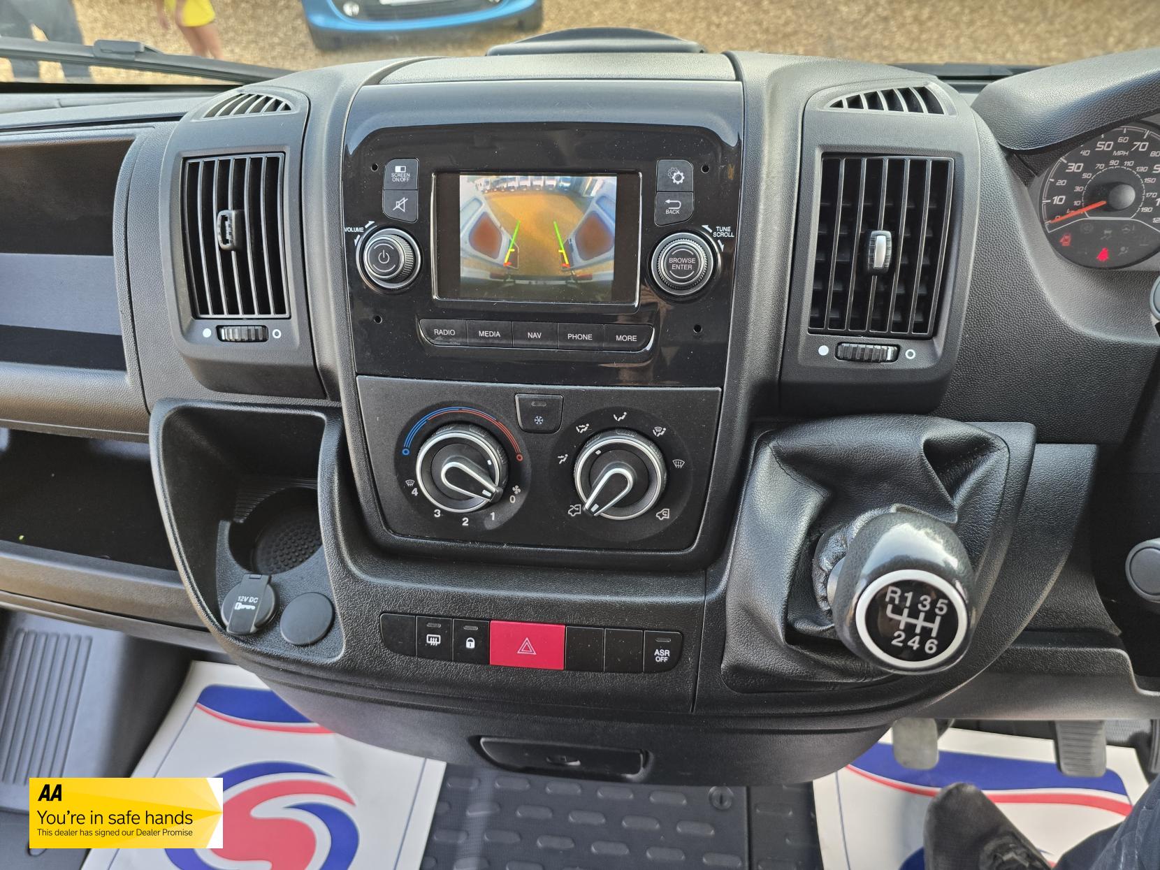 Citroen Relay 2.2 BlueHDi 35 Enterprise Panel Van 5dr Diesel Manual L4 High Roof Euro 6 (s/s) (Heavy) (140 ps)