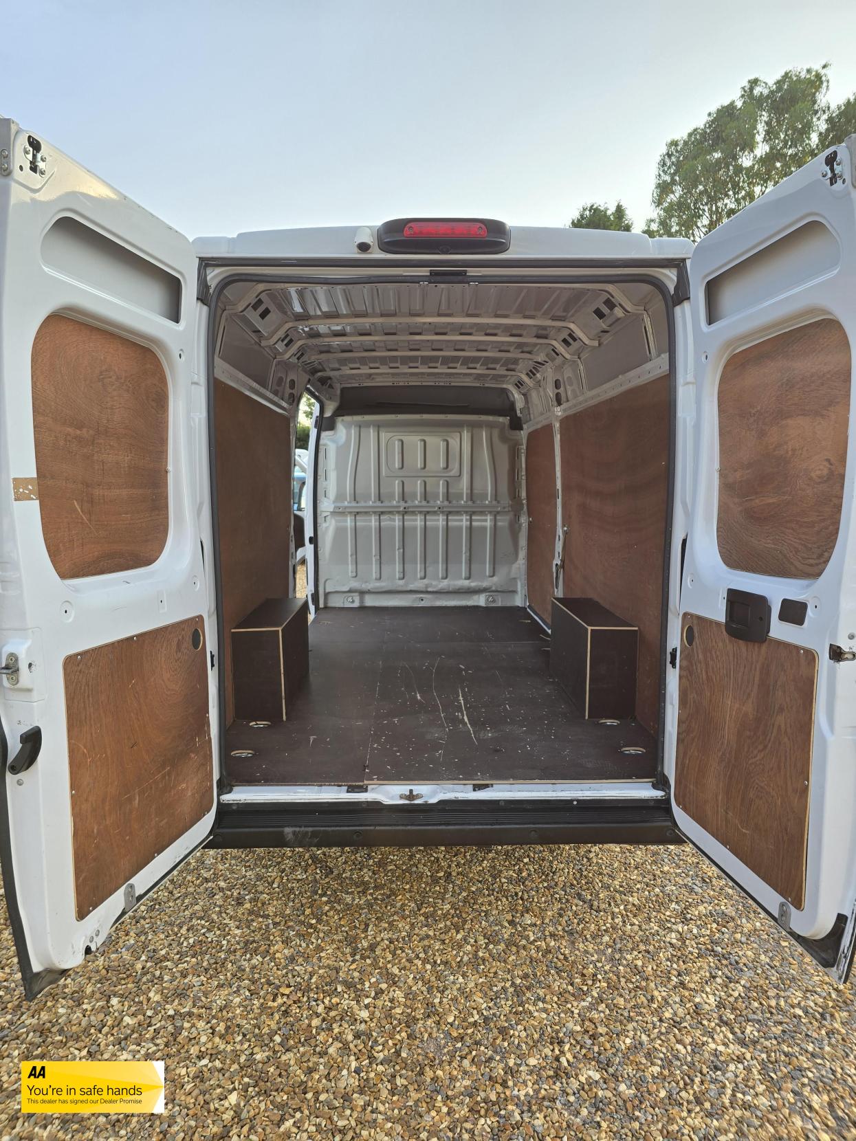 Citroen Relay 2.2 BlueHDi 35 Enterprise Panel Van 5dr Diesel Manual L4 High Roof Euro 6 (s/s) (Heavy) (140 ps)