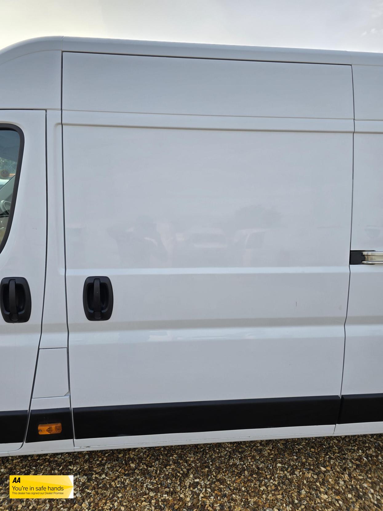 Citroen Relay 2.2 BlueHDi 35 Enterprise Panel Van 5dr Diesel Manual L4 High Roof Euro 6 (s/s) (Heavy) (140 ps)