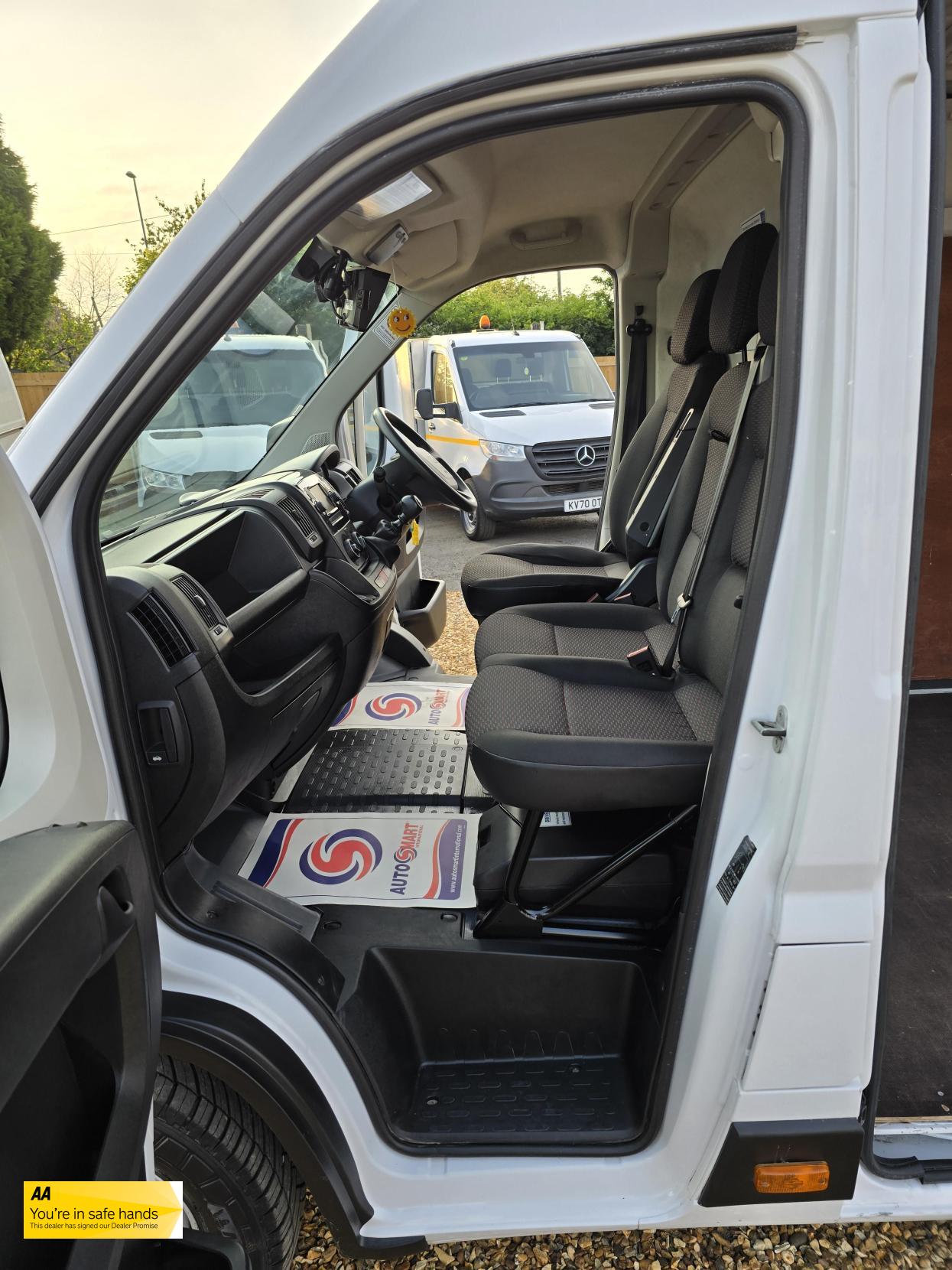 Citroen Relay 2.2 BlueHDi 35 Enterprise Panel Van 5dr Diesel Manual L4 High Roof Euro 6 (s/s) (Heavy) (140 ps)