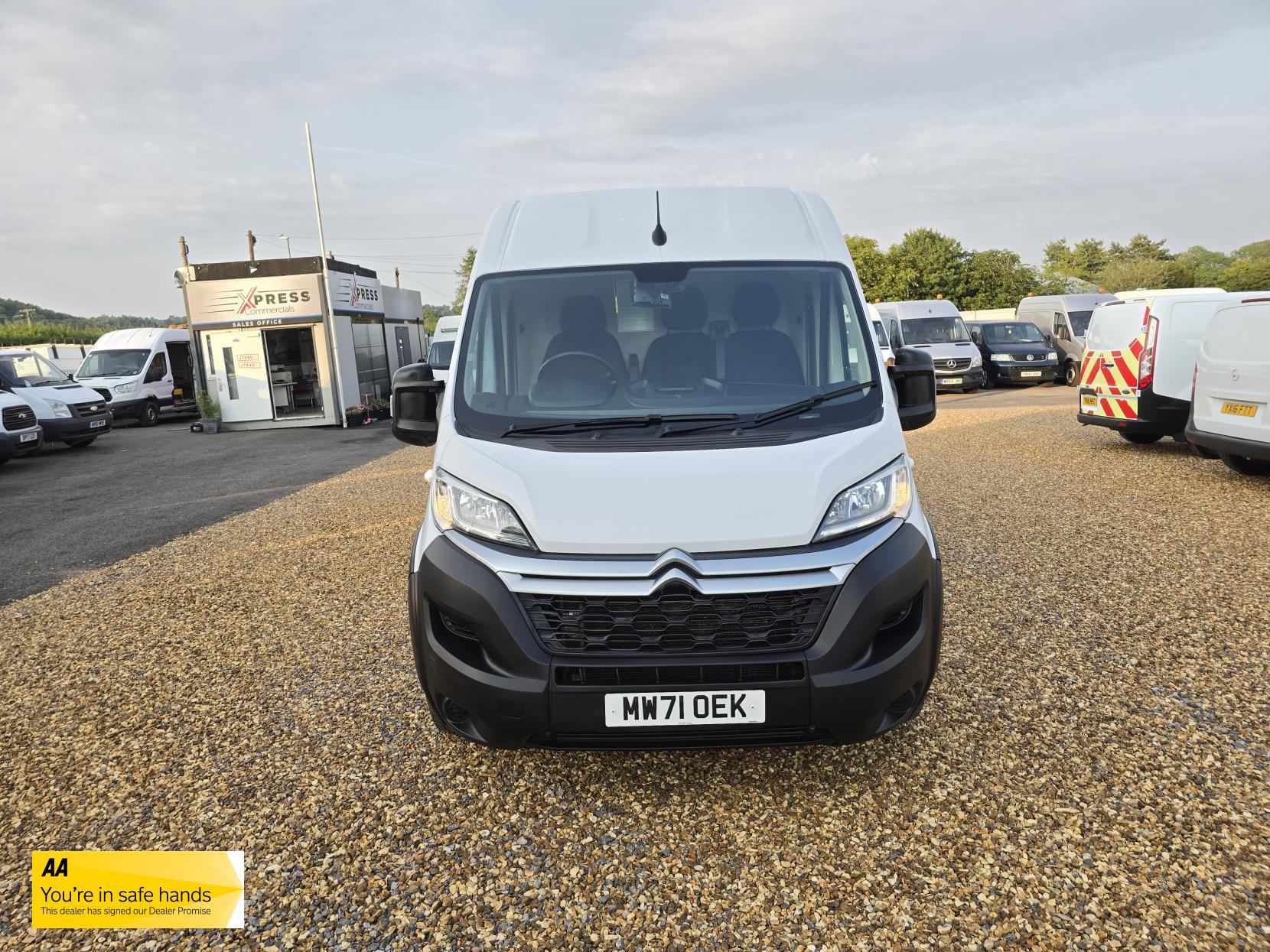 Citroen Relay 2.2 BlueHDi 35 Enterprise Panel Van 5dr Diesel Manual L4 High Roof Euro 6 (s/s) (Heavy) (140 ps)