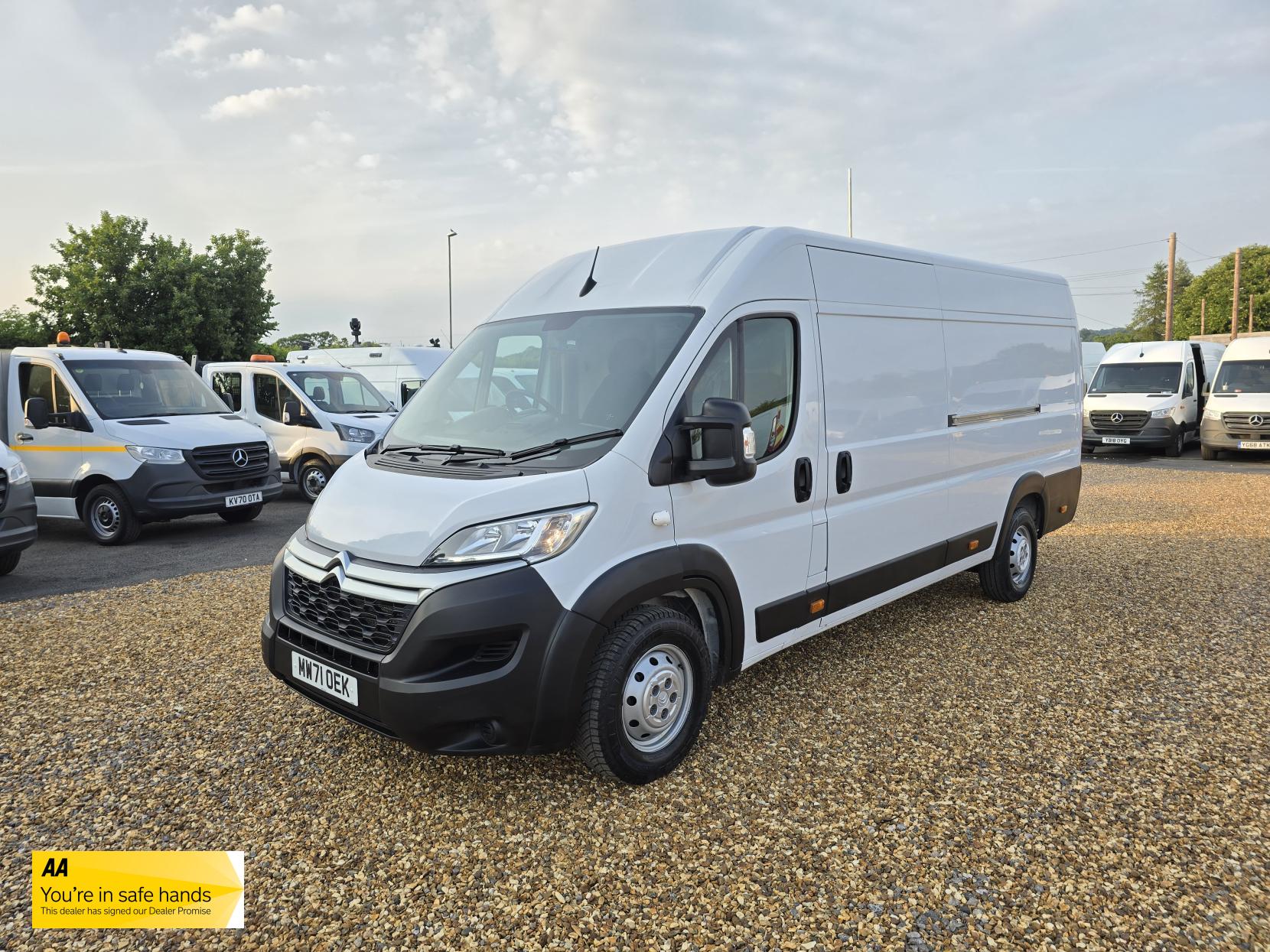 Citroen Relay 2.2 BlueHDi 35 Enterprise Panel Van 5dr Diesel Manual L4 High Roof Euro 6 (s/s) (Heavy) (140 ps)