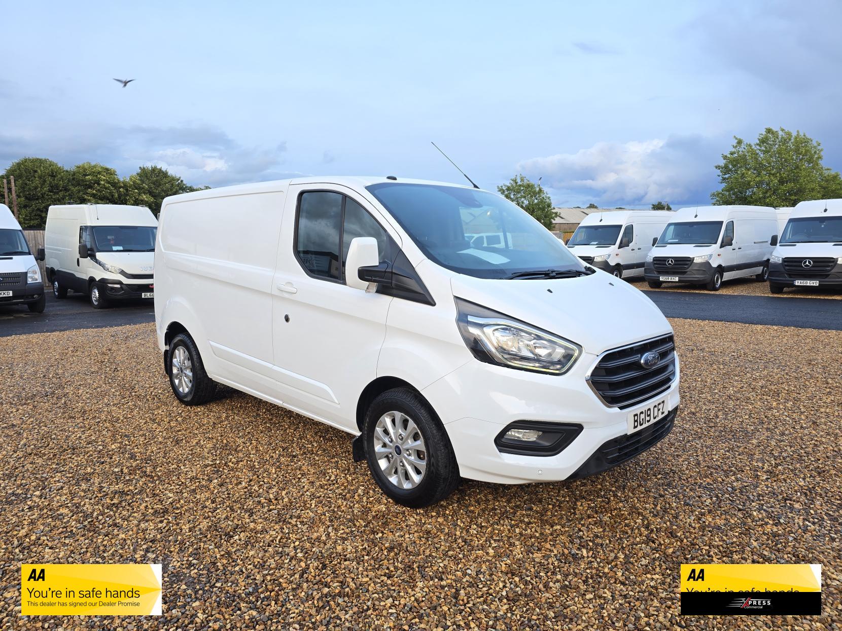 Ford Transit Custom Transit Custom 2.0 300 EcoBlue Limited Panel Van 5dr Diesel Manual L1 H1 Euro 6 (s/s) (130 ps)