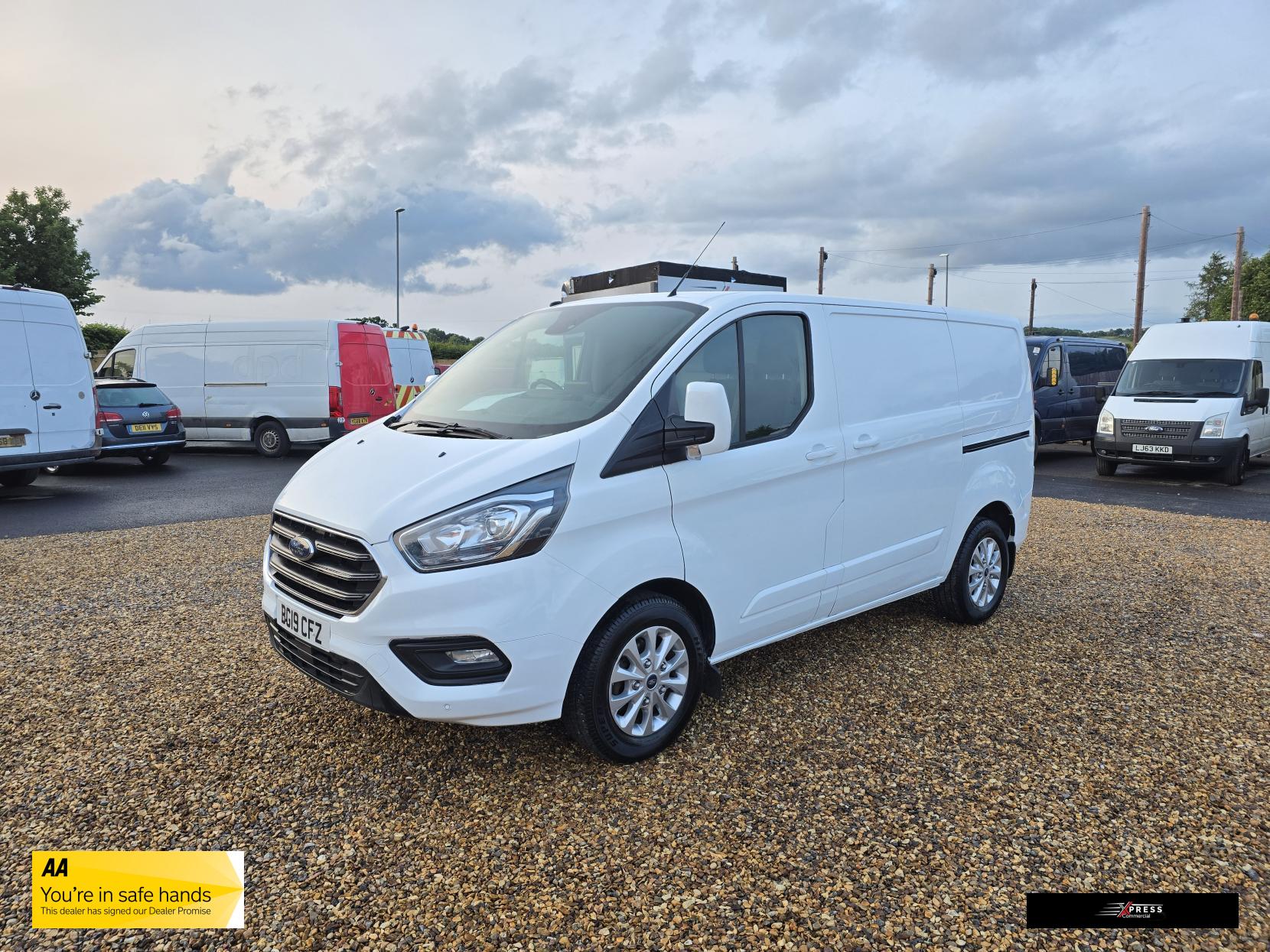 Ford Transit Custom Transit Custom 2.0 300 EcoBlue Limited Panel Van 5dr Diesel Manual L1 H1 Euro 6 (s/s) (130 ps)
