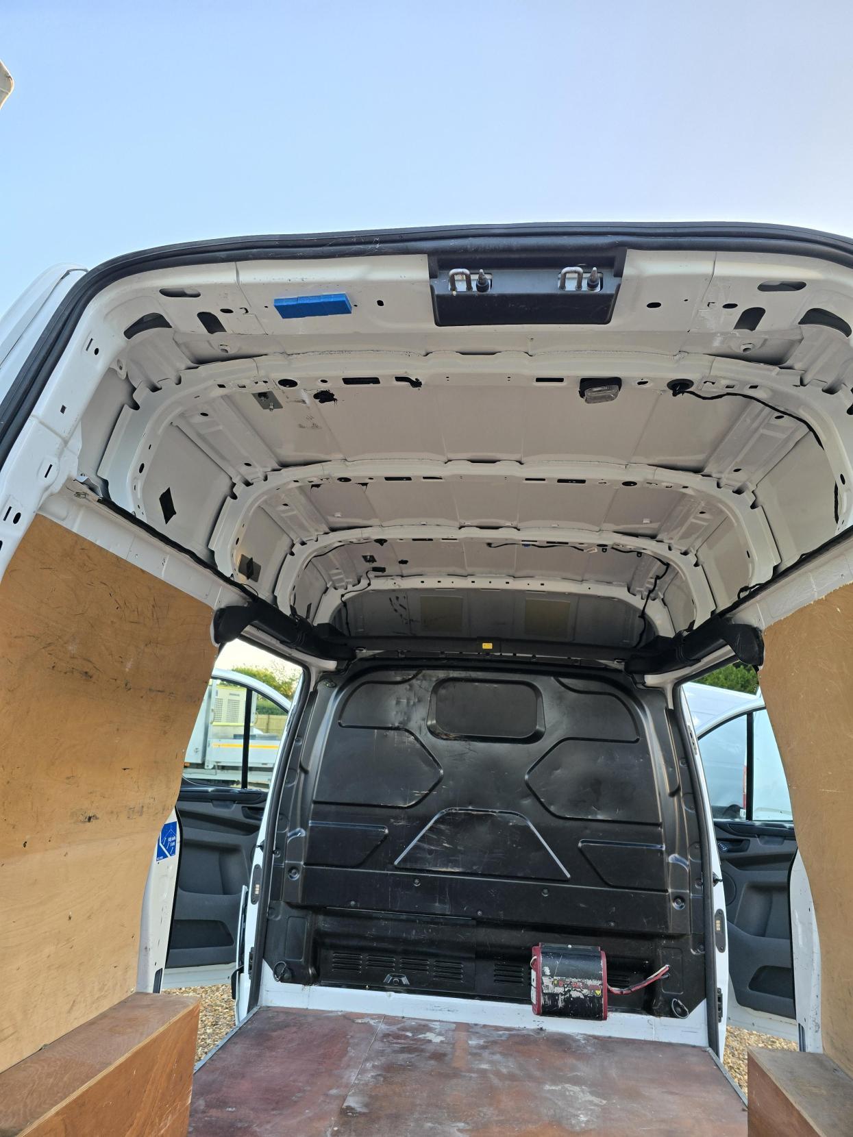 Ford Transit Custom 2.0 280 EcoBlue Leader Panel Van 5dr Diesel Manual L1 H2 Euro 6 (s/s) (105 ps)