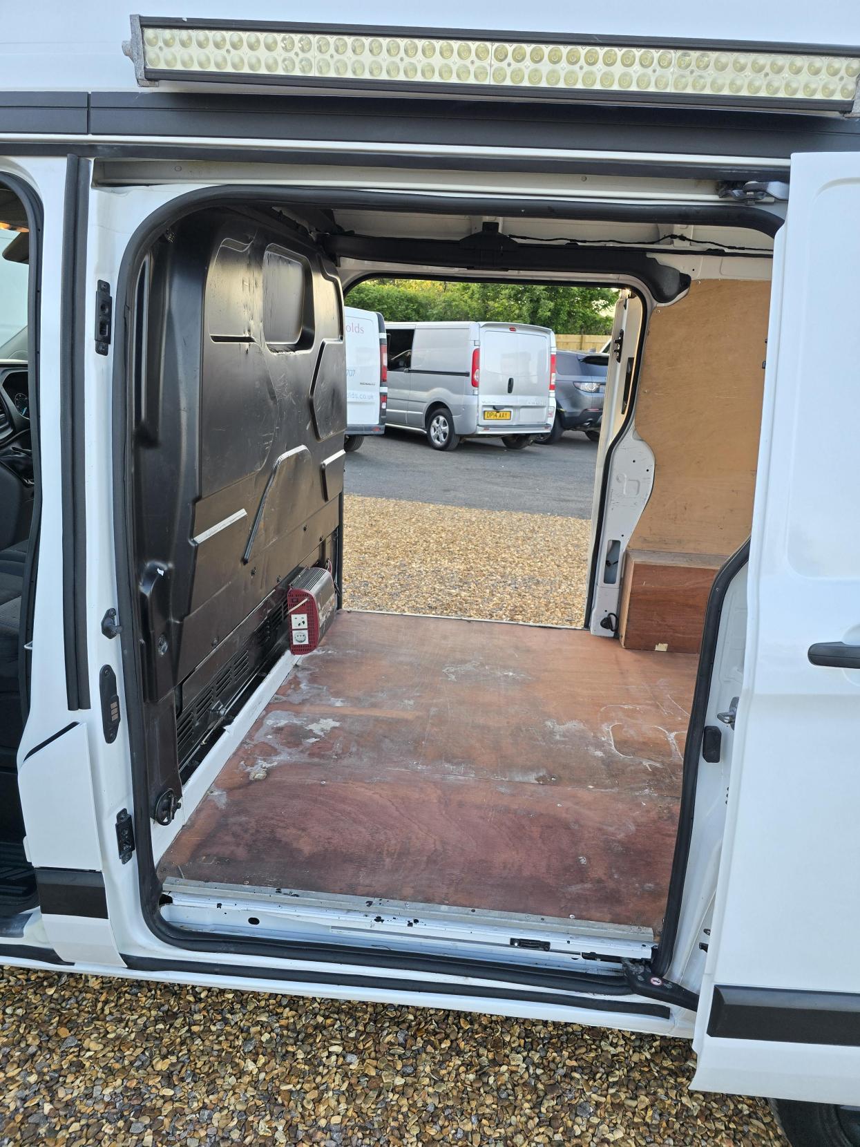 Ford Transit Custom 2.0 280 EcoBlue Leader Panel Van 5dr Diesel Manual L1 H2 Euro 6 (s/s) (105 ps)