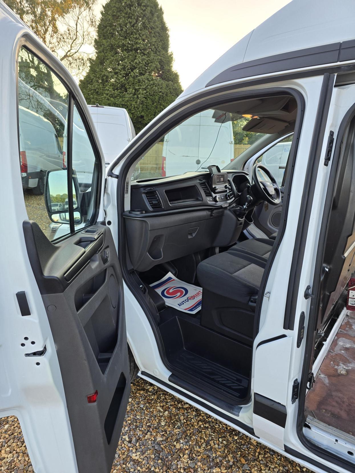 Ford Transit Custom 2.0 280 EcoBlue Leader Panel Van 5dr Diesel Manual L1 H2 Euro 6 (s/s) (105 ps)