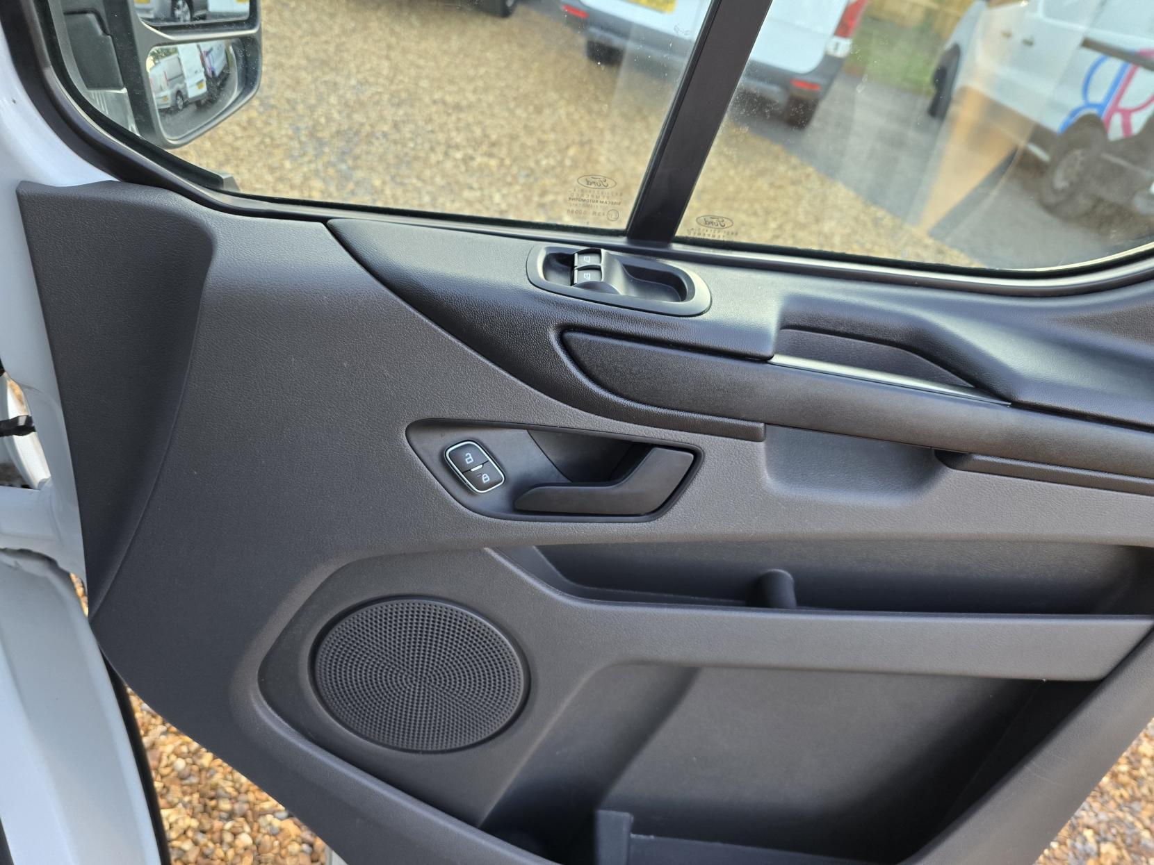 Ford Transit Custom 2.0 280 EcoBlue Leader Panel Van 5dr Diesel Manual L1 H2 Euro 6 (s/s) (105 ps)