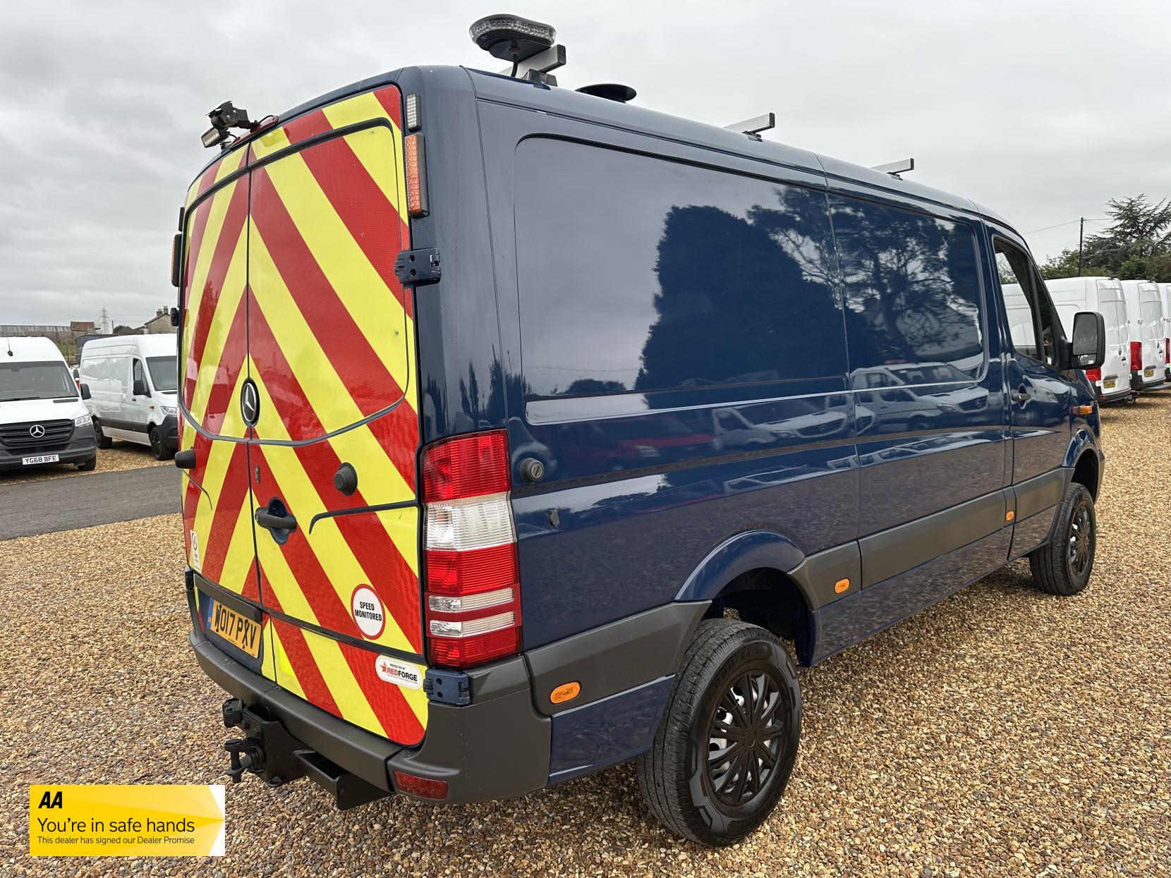 Mercedes-Benz Sprinter 2.1 316 CDi Panel Van 4dr Diesel Manual 4WD L2 (246 g/km, 163 bhp)