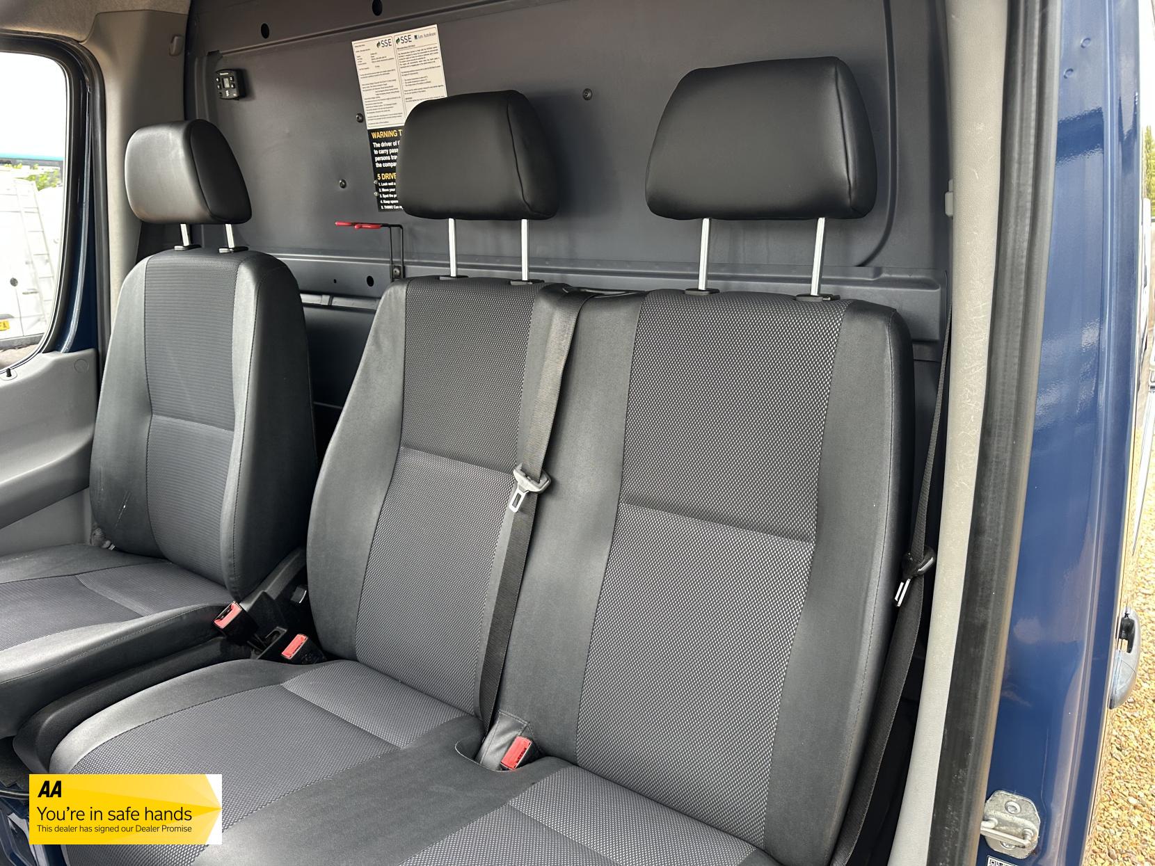 Mercedes-Benz Sprinter 2.1 316 CDi Panel Van 4dr Diesel Manual 4WD L2 (246 g/km, 163 bhp)