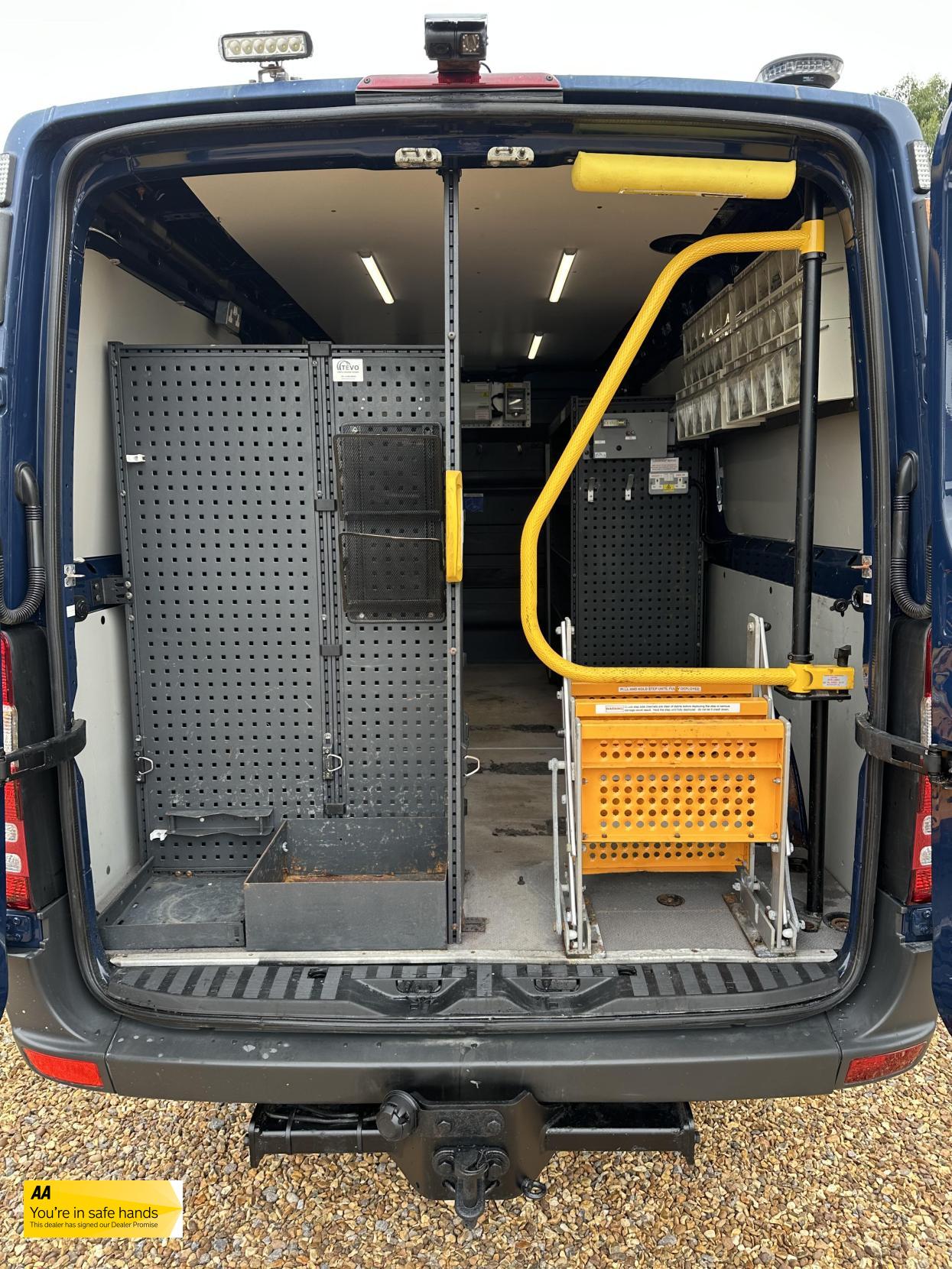 Mercedes-Benz Sprinter 2.1 316 CDi Panel Van 4dr Diesel Manual 4WD L2 (246 g/km, 163 bhp)