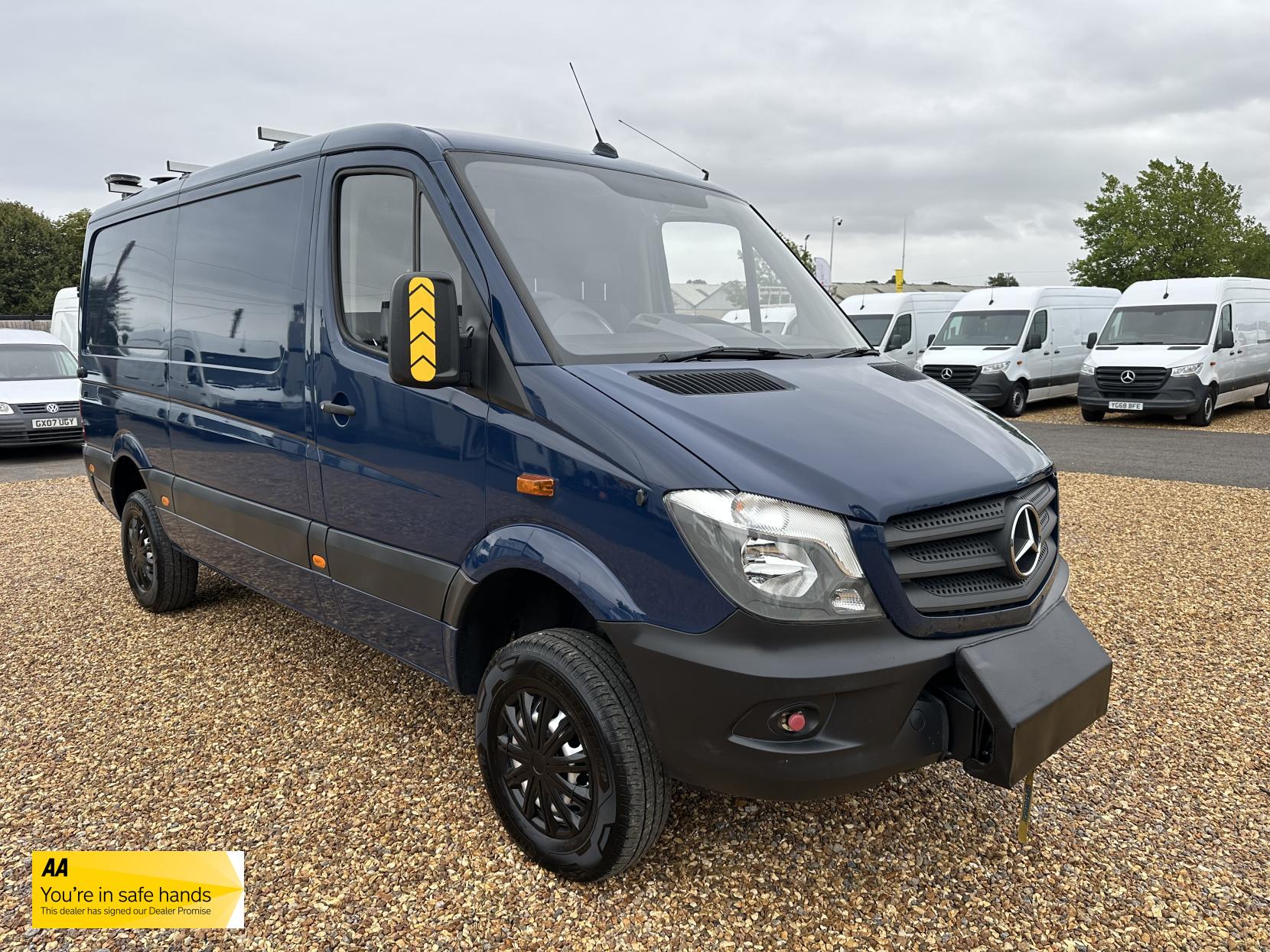 Mercedes-Benz Sprinter 2.1 316 CDi Panel Van 4dr Diesel Manual 4WD L2 (246 g/km, 163 bhp)