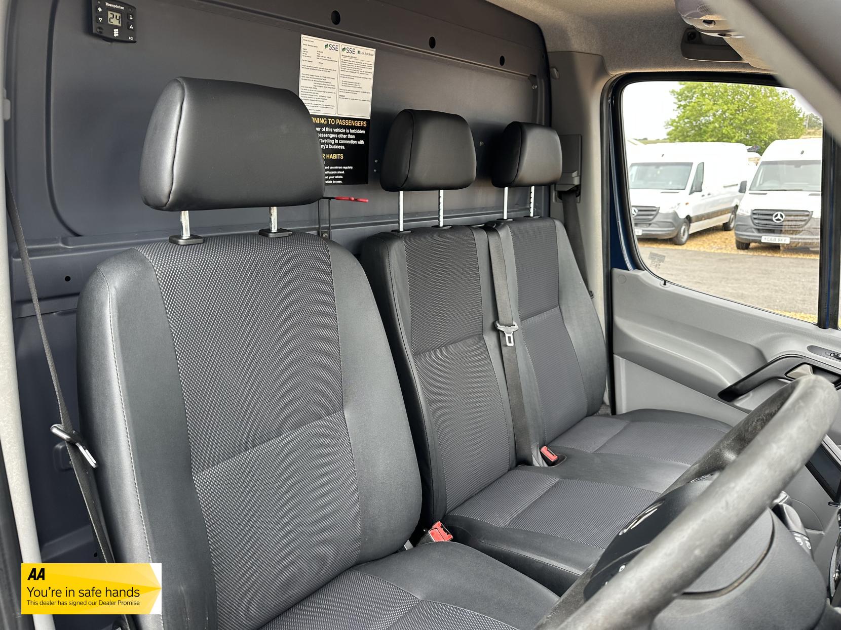 Mercedes-Benz Sprinter 2.1 316 CDi Panel Van 4dr Diesel Manual 4WD L2 (246 g/km, 163 bhp)