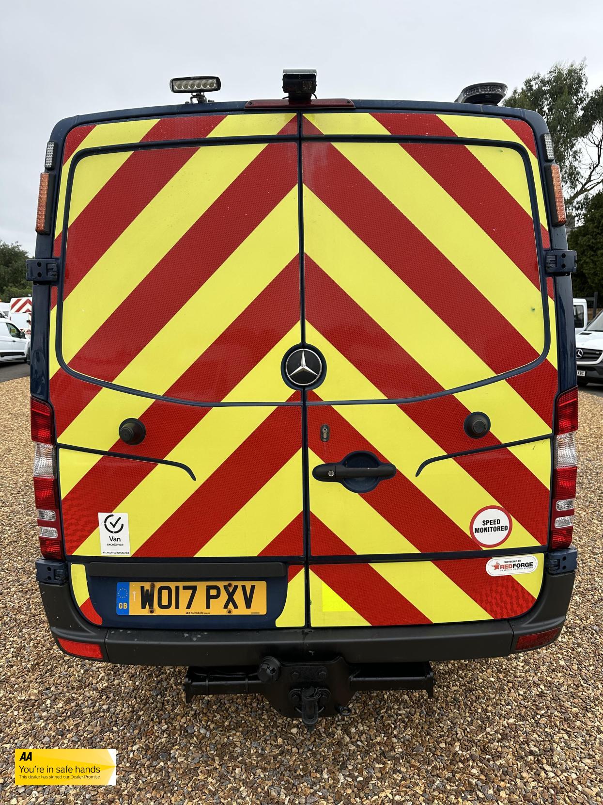 Mercedes-Benz Sprinter 2.1 316 CDi Panel Van 4dr Diesel Manual 4WD L2 (246 g/km, 163 bhp)