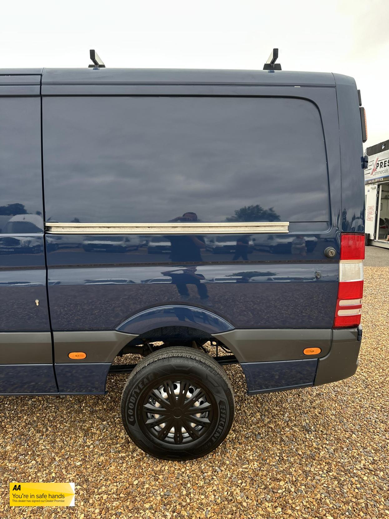 Mercedes-Benz Sprinter 2.1 316 CDi Panel Van 4dr Diesel Manual 4WD L2 (246 g/km, 163 bhp)