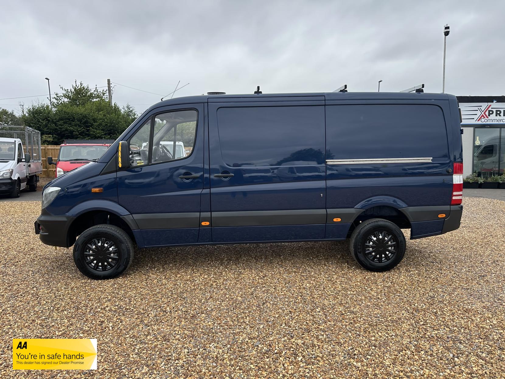 Mercedes-Benz Sprinter 2.1 316 CDi Panel Van 4dr Diesel Manual 4WD L2 (246 g/km, 163 bhp)