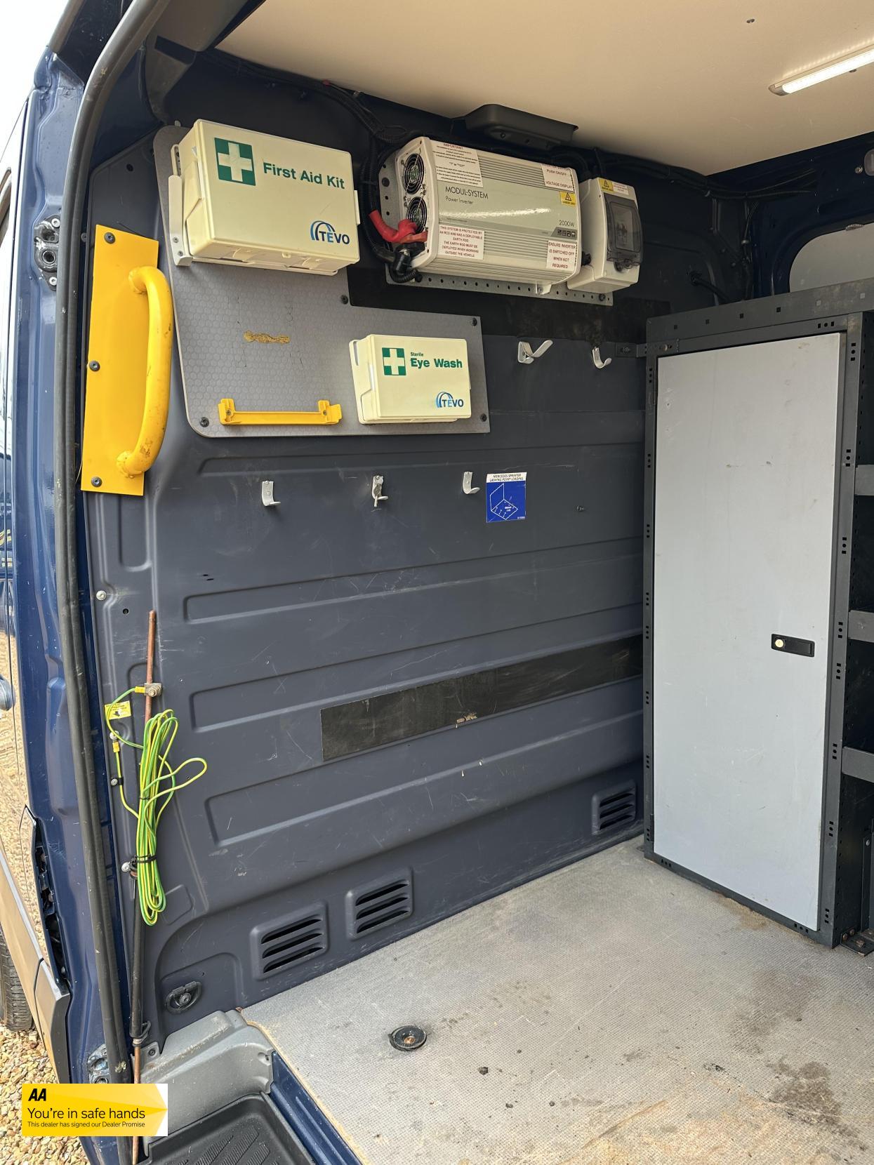 Mercedes-Benz Sprinter 2.1 316 CDi Panel Van 4dr Diesel Manual 4WD L2 (246 g/km, 163 bhp)