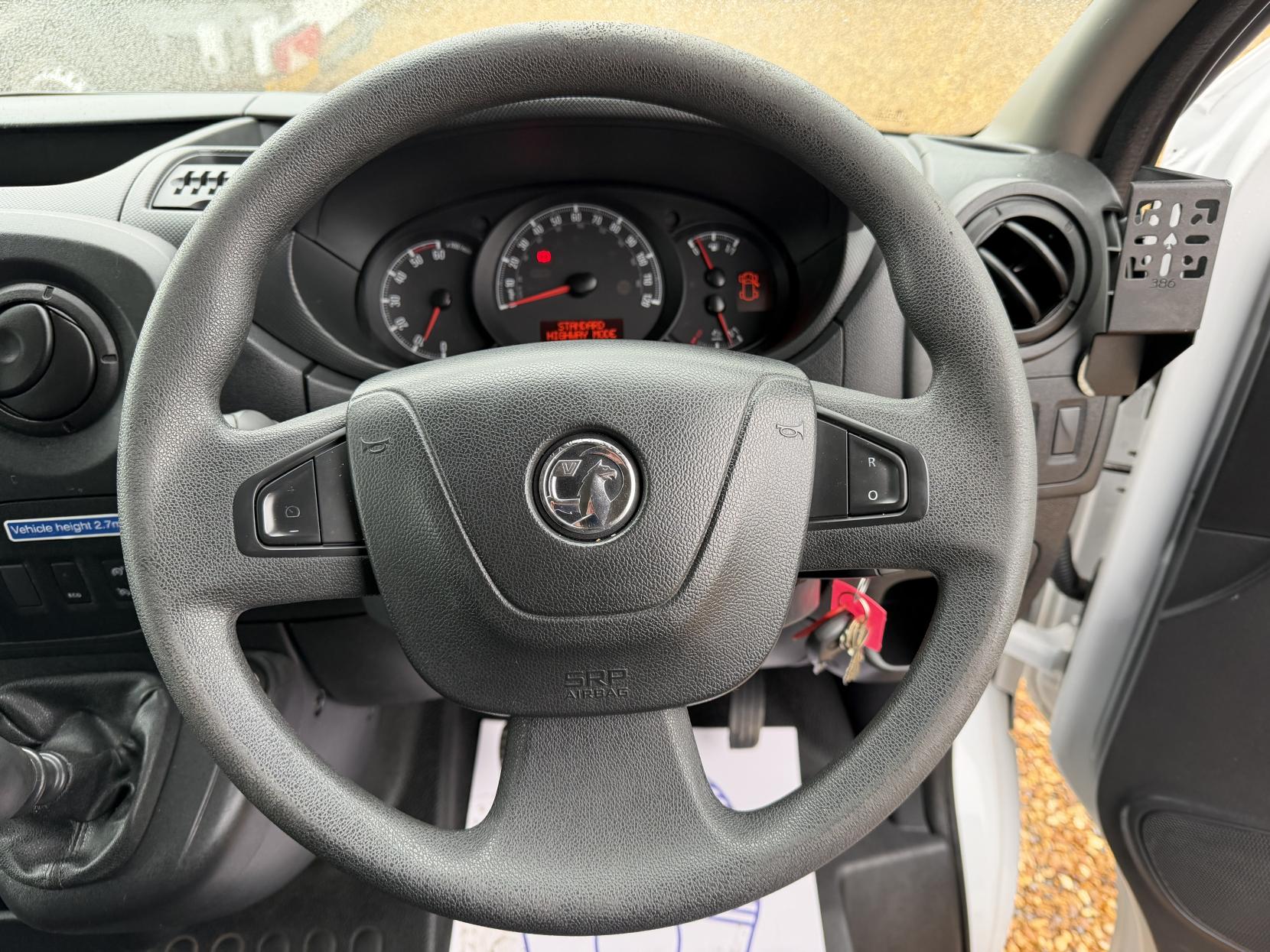 Vauxhall Movano 2.3 CDTi 3500 Panel Van 5dr Diesel Manual FWD L2 H2 Euro 6 (130 ps)