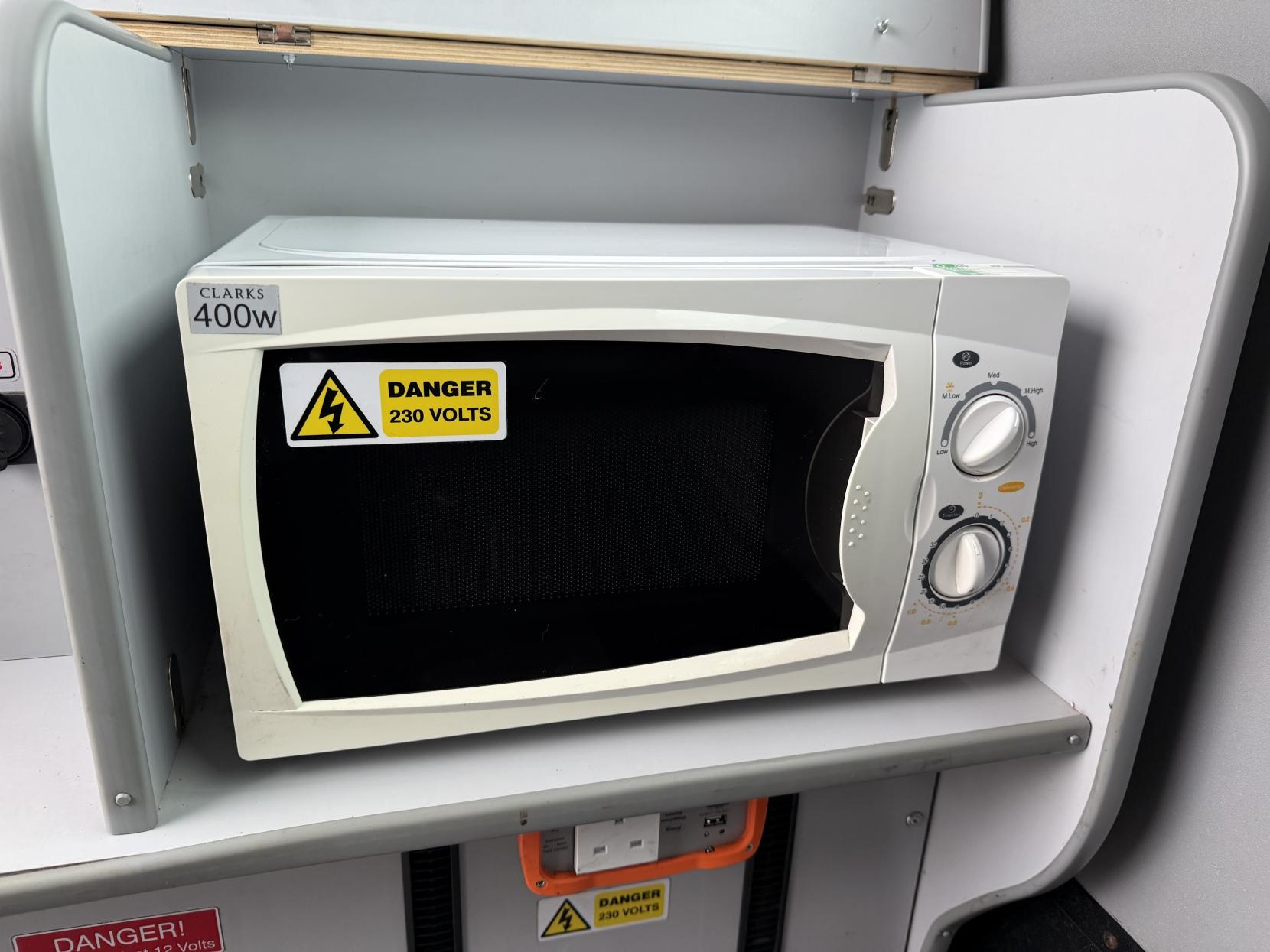 Vauxhall Movano 2.3 CDTi 3500 Panel Van 5dr Diesel Manual FWD L2 H2 Euro 6 (130 ps)