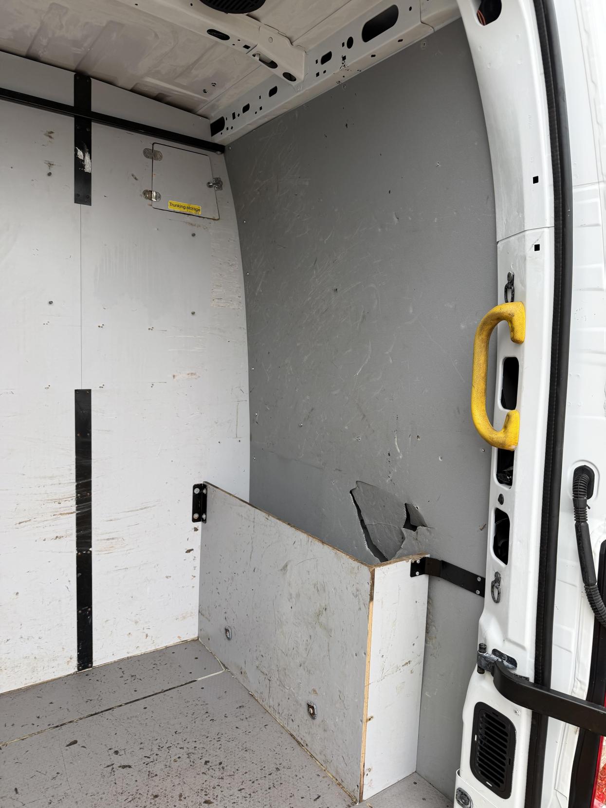 Vauxhall Movano 2.3 CDTi 3500 Panel Van 5dr Diesel Manual FWD L2 H2 Euro 6 (130 ps)