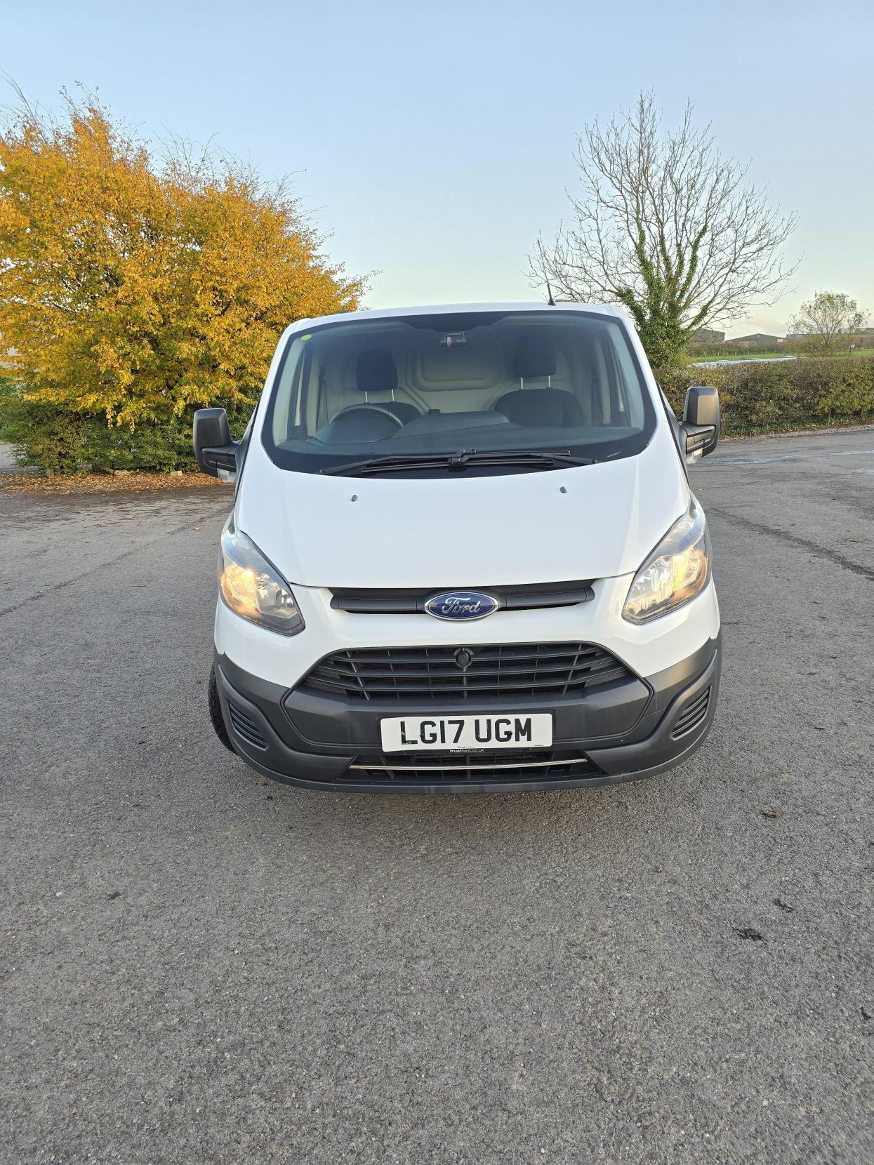 Ford Transit Custom 2.0 TDCi 310 Panel Van 5dr Diesel Manual L1 H1 (157 g/km, 104 bhp)