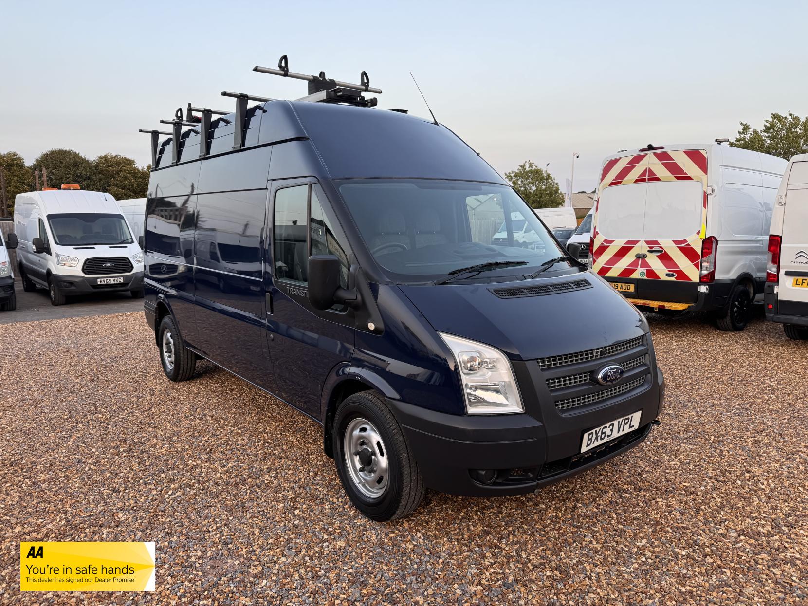 Ford Transit 2.2 TDCi 350 Panel Van 3dr Diesel Manual FWD L2 H3 (209 g/km, 123 bhp)