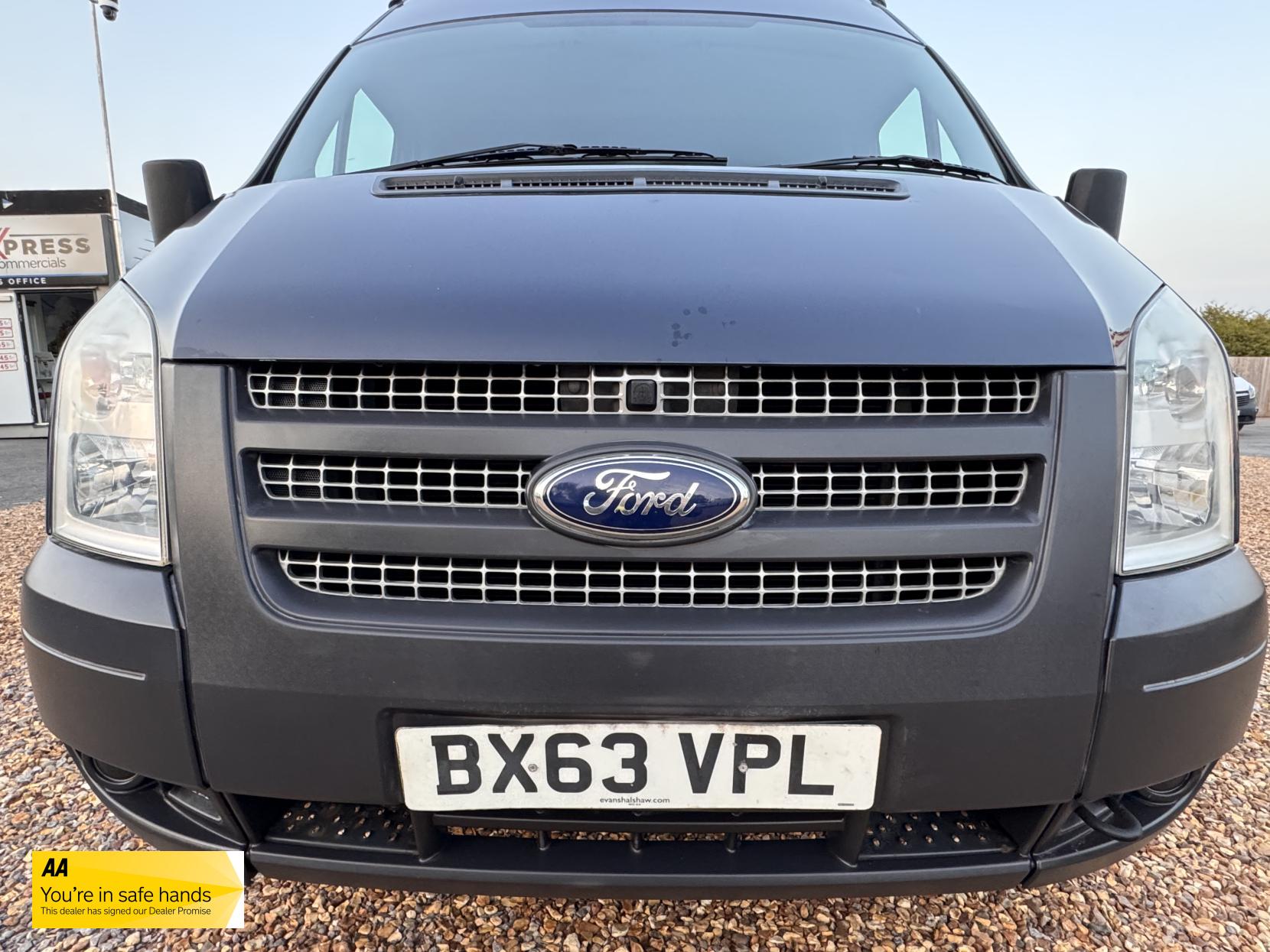 Ford Transit 2.2 TDCi 350 Panel Van 3dr Diesel Manual FWD L2 H3 (209 g/km, 123 bhp)