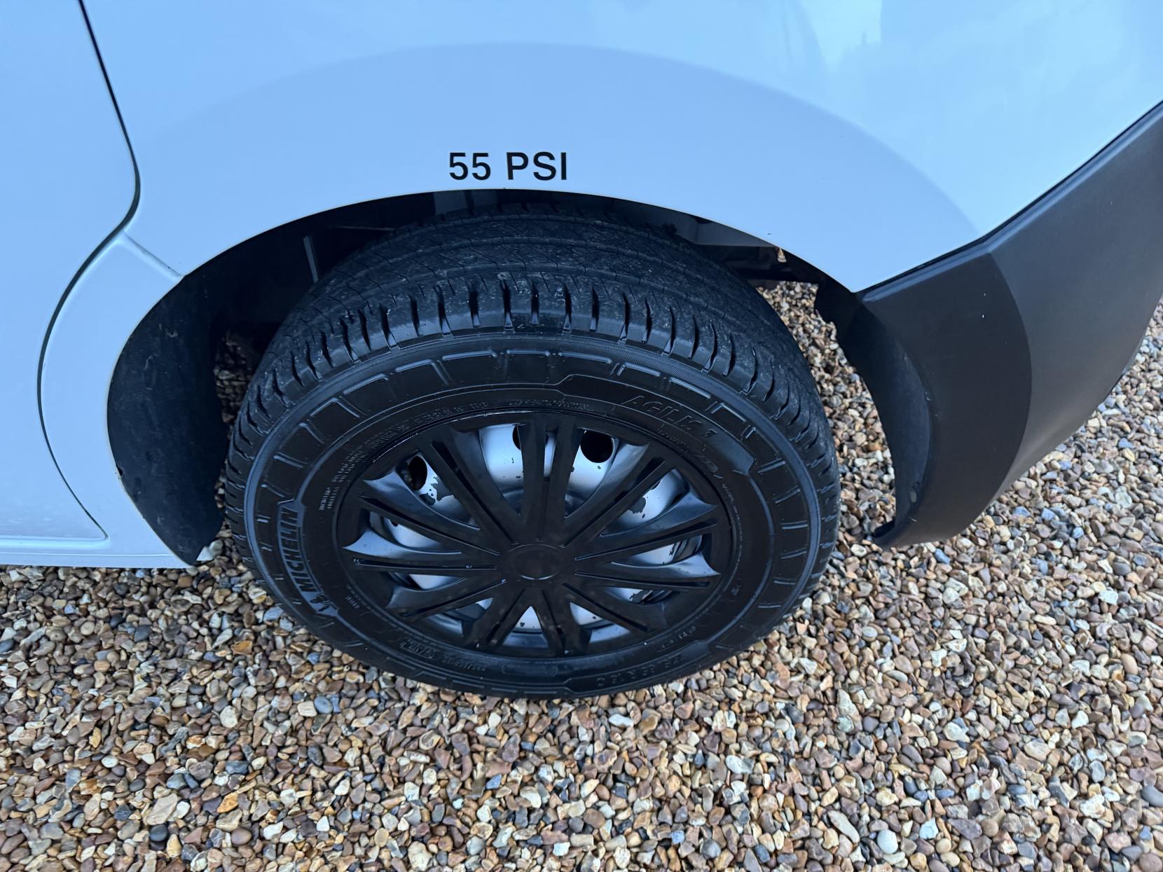 Vauxhall Movano 2.3 CDTi 3500 Panel Van 5dr Diesel Manual FWD L2 H2 Euro 6 (130 ps)