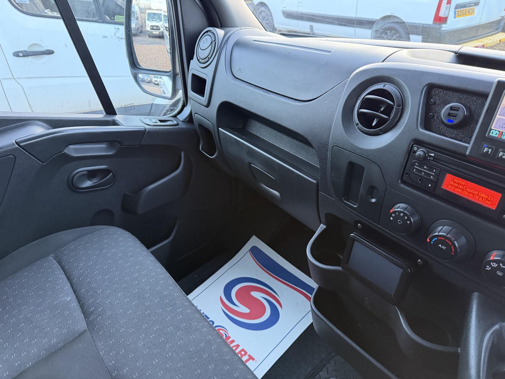 Vauxhall Movano 2.3 CDTi 3500 Panel Van 5dr Diesel Manual FWD L2 H2 Euro 6 (130 ps)