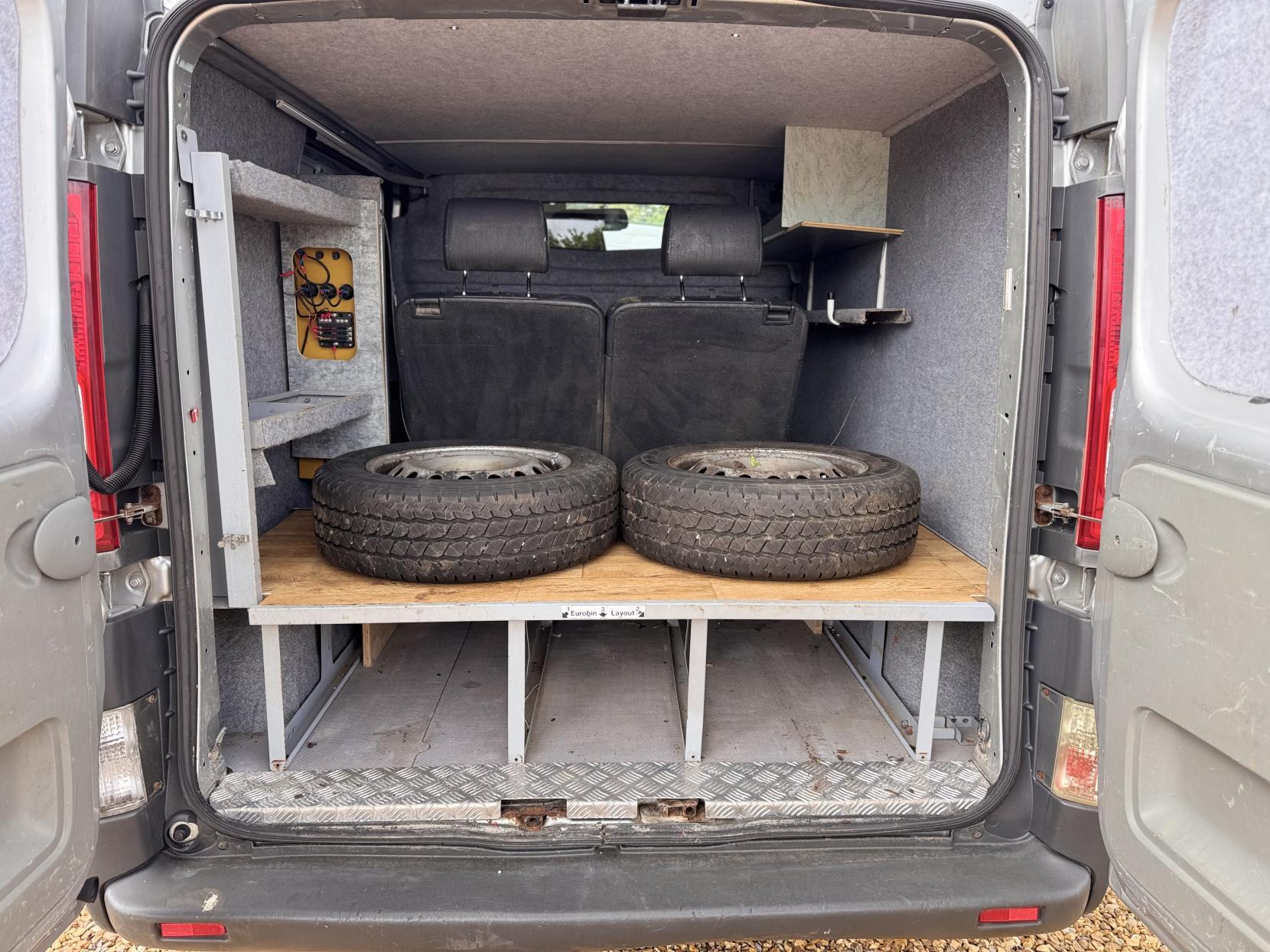 Vauxhall Vivaro 1.9 2700 DTi Panel Van 4dr Diesel Manual FWD L1 (99 bhp)