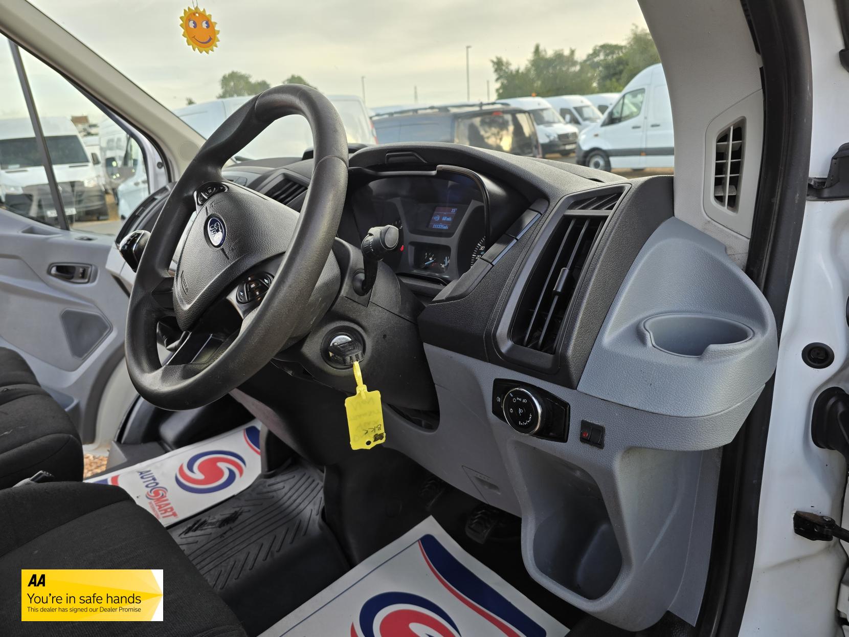 Ford Transit 2.2 TDCi 350 1-Way Tipper 2dr Diesel Manual RWD L2 Euro 5 (1-Stop) (125 ps)