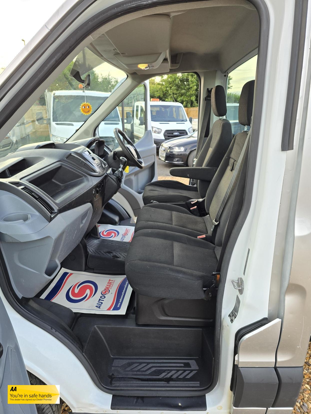 Ford Transit 2.2 TDCi 350 1-Way Tipper 2dr Diesel Manual RWD L2 Euro 5 (1-Stop) (125 ps)
