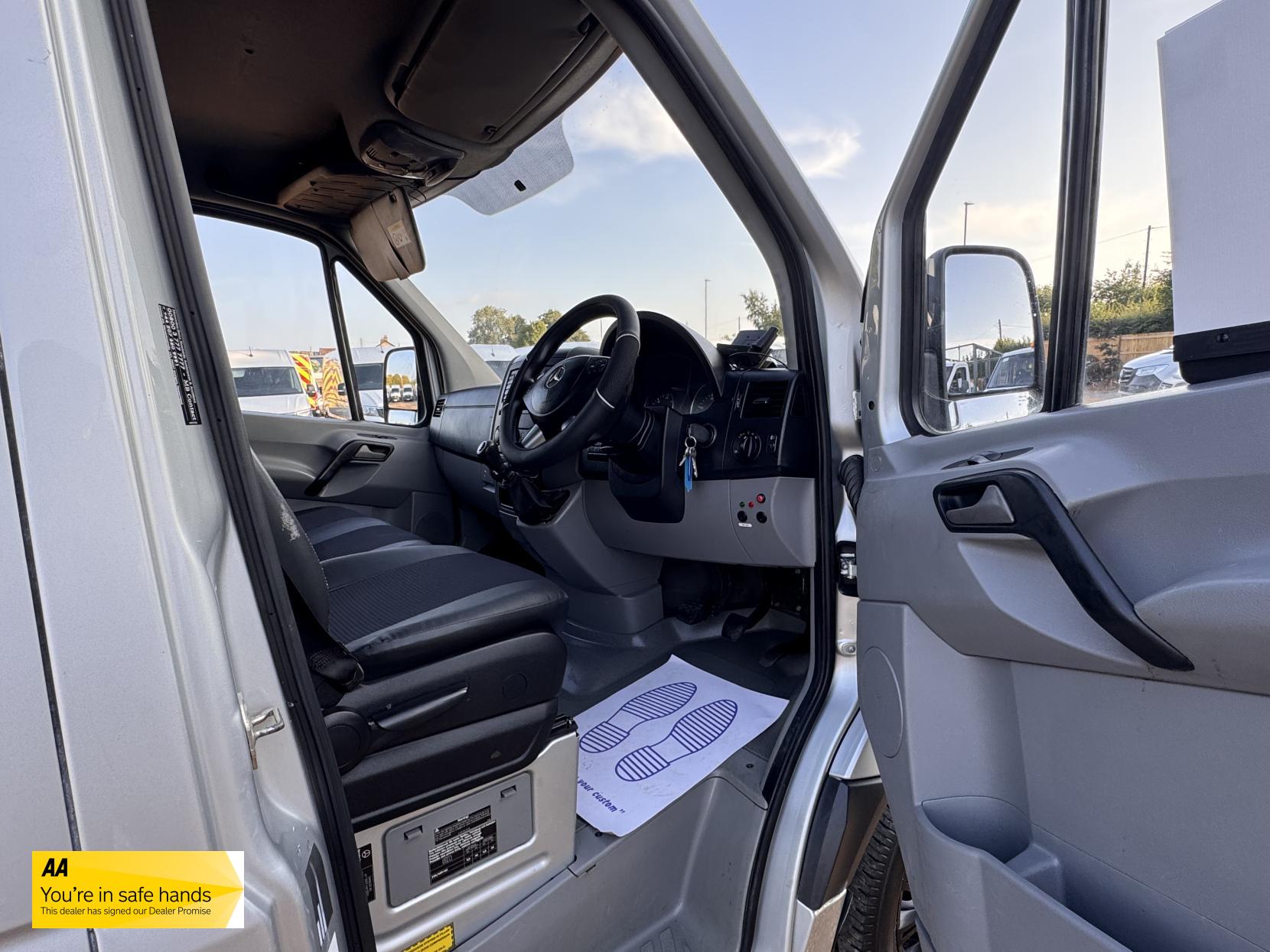 Mercedes-Benz Sprinter 2.1 313 CDi BlueEFFICIENCY Panel Van 4dr Diesel Manual RWD L1 H3 (211 g/km, 129 bhp)