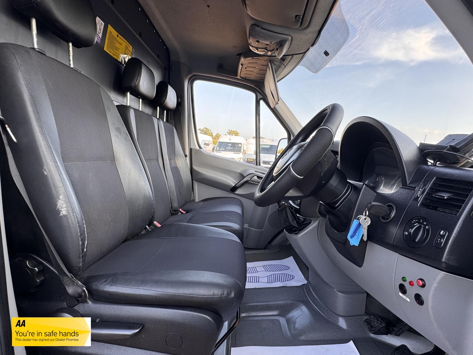 Mercedes-Benz Sprinter 2.1 313 CDi BlueEFFICIENCY Panel Van 4dr Diesel Manual RWD L1 H3 (211 g/km, 129 bhp)